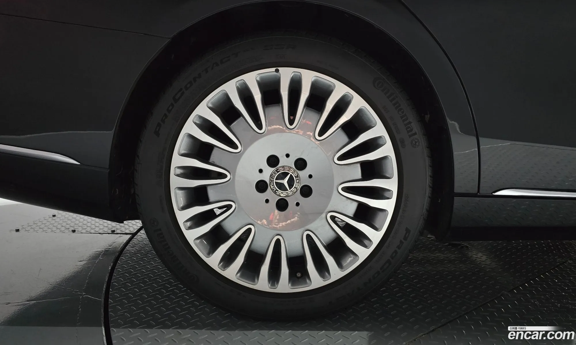 Mercedes-Benz S-Class W222 2019 — 19