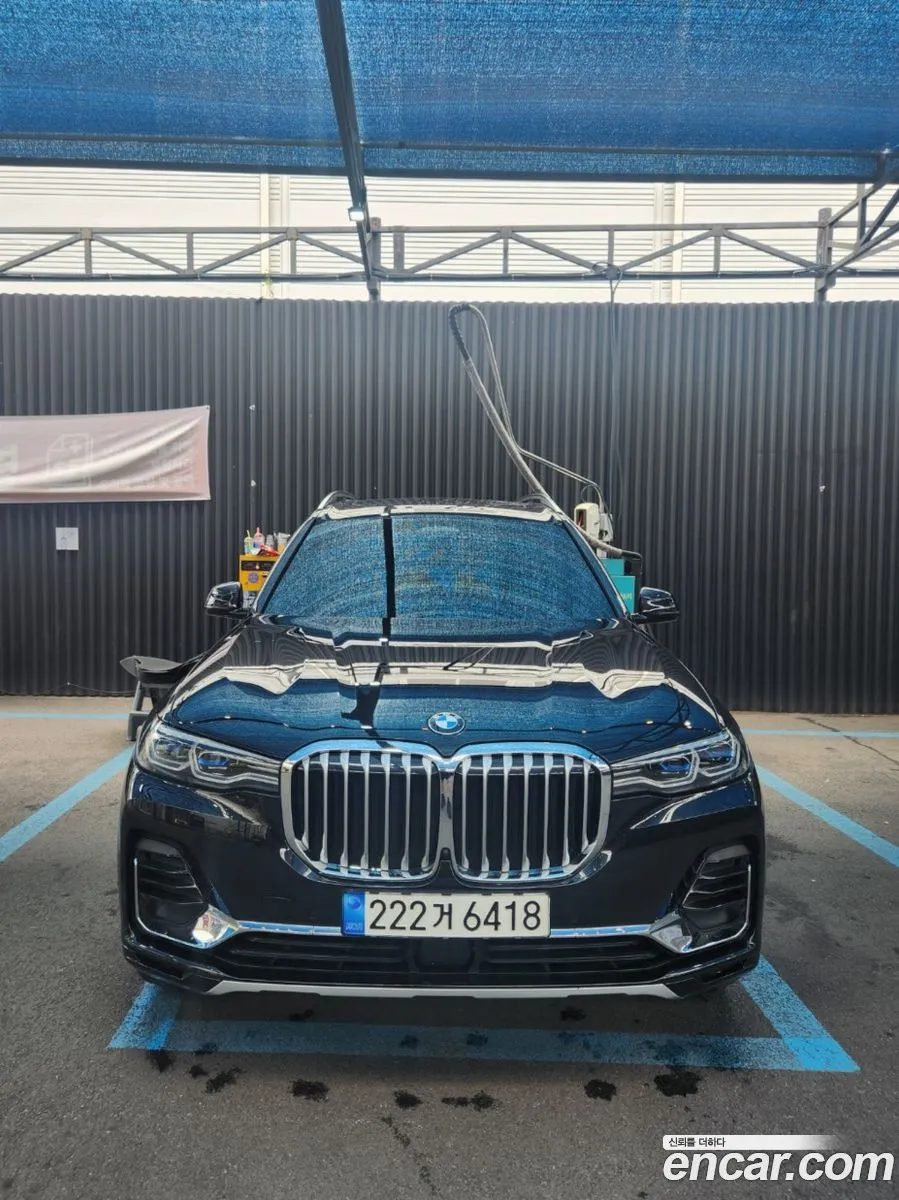 BMW X7 2022 — 18