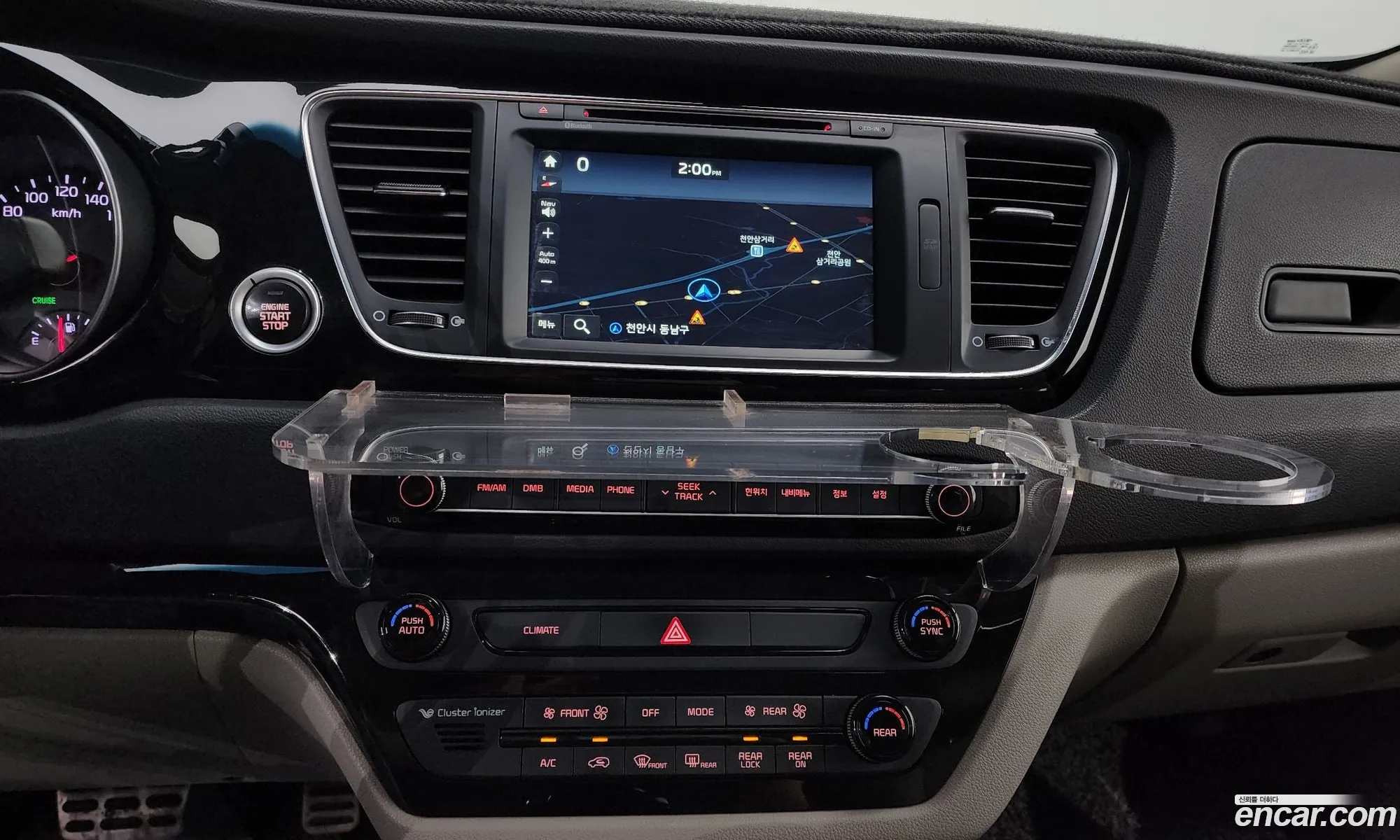 Kia Carnival 2014 — 10