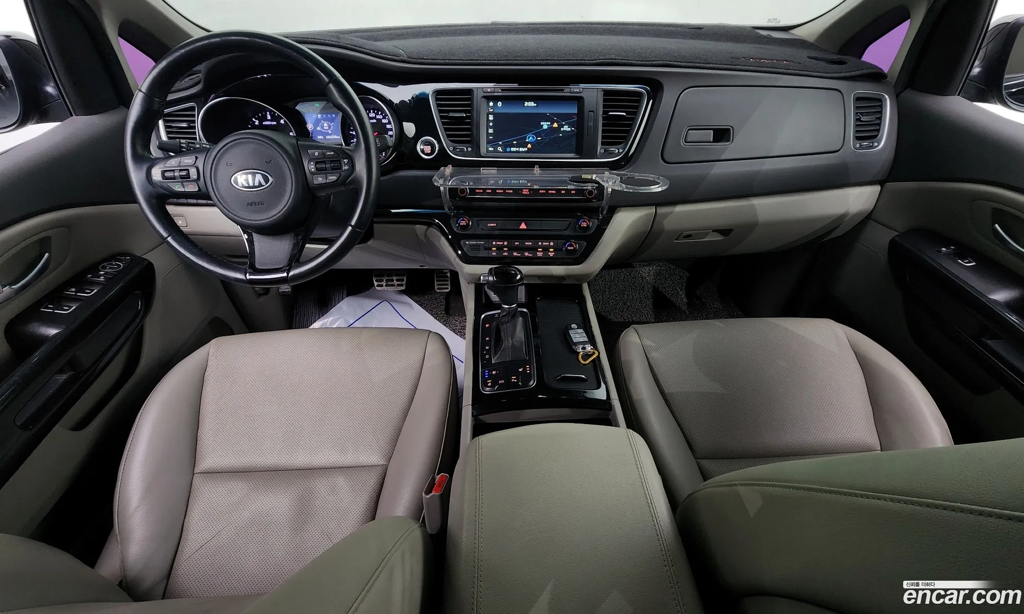 Kia Carnival 2014 — 20
