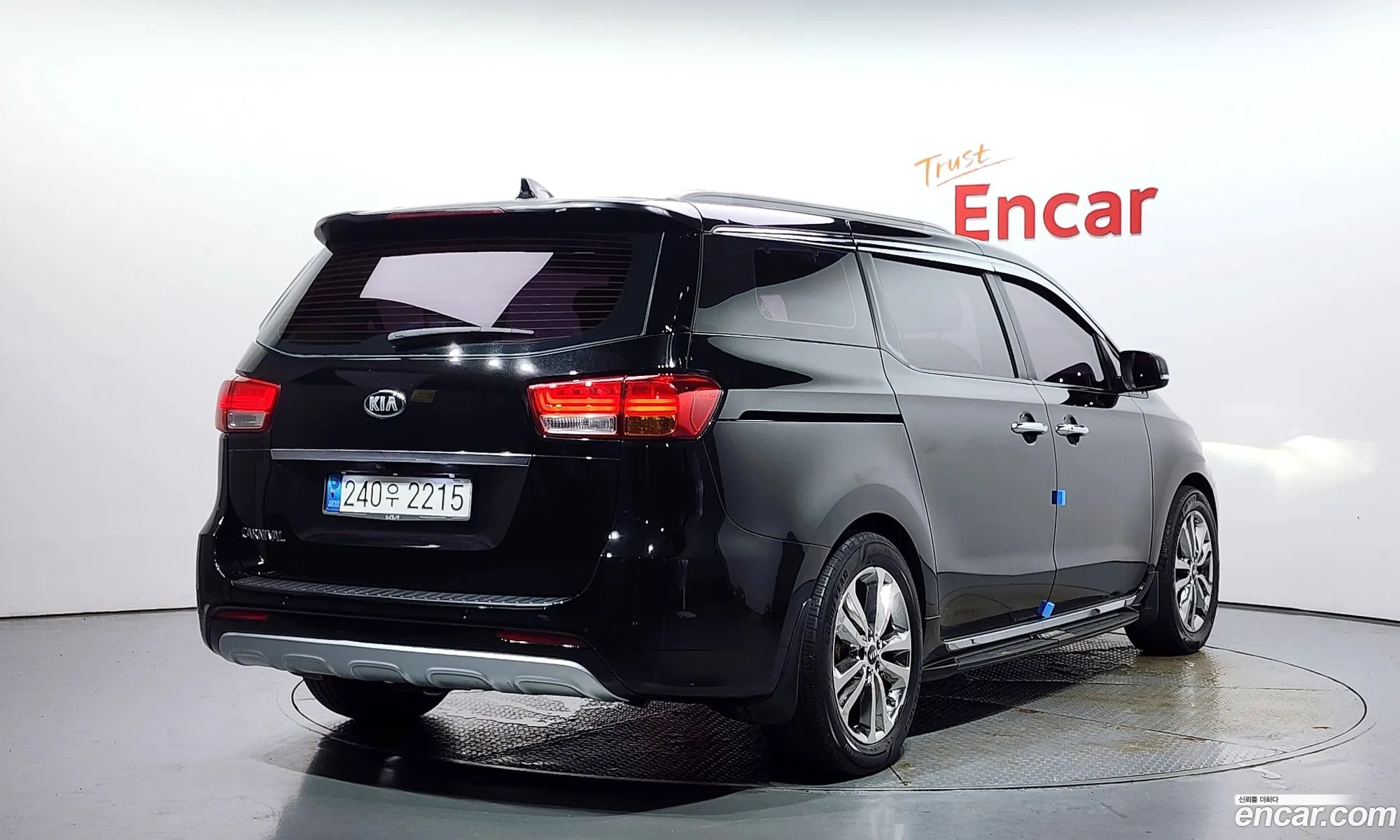 Kia Carnival 2014 — 15