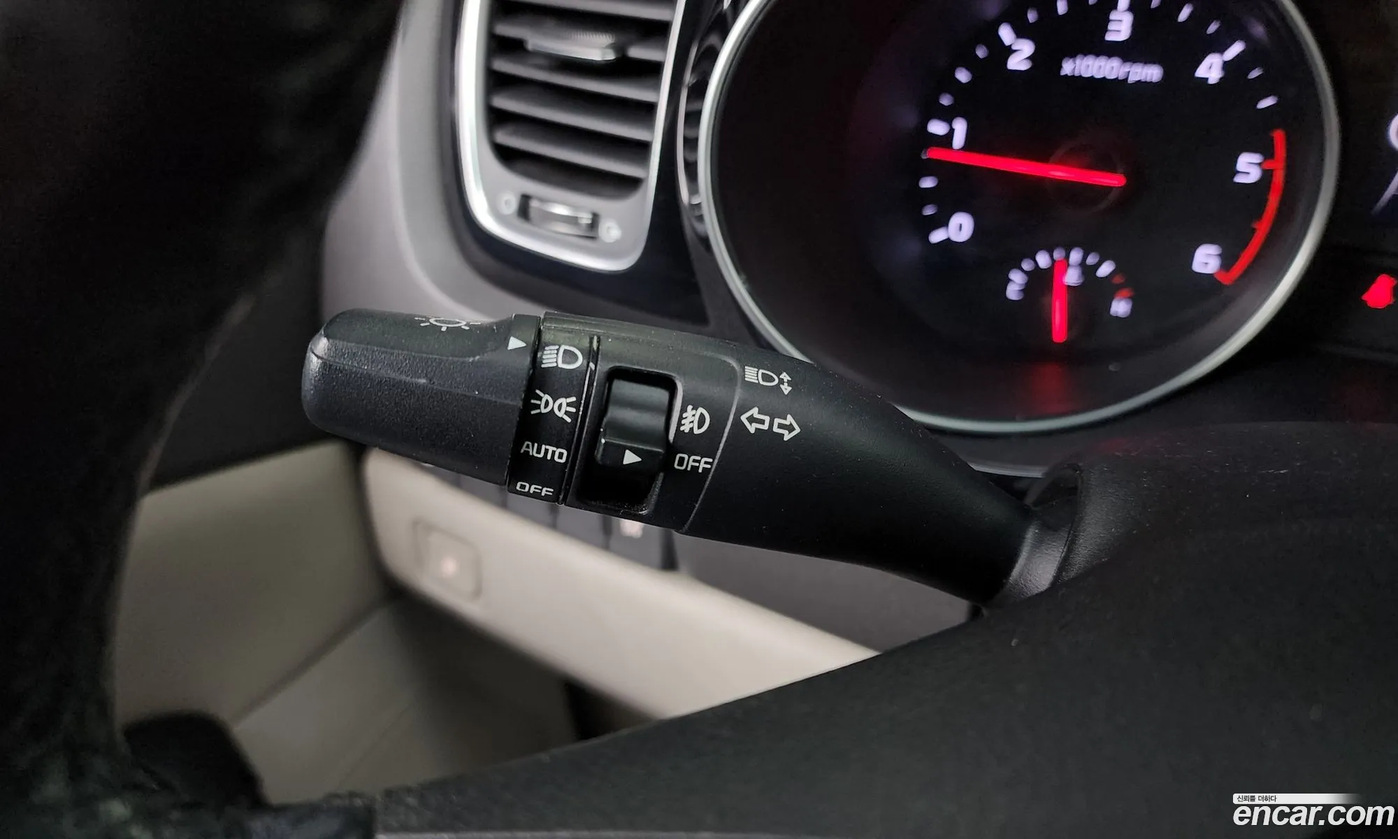 Kia Carnival 2014 — 17