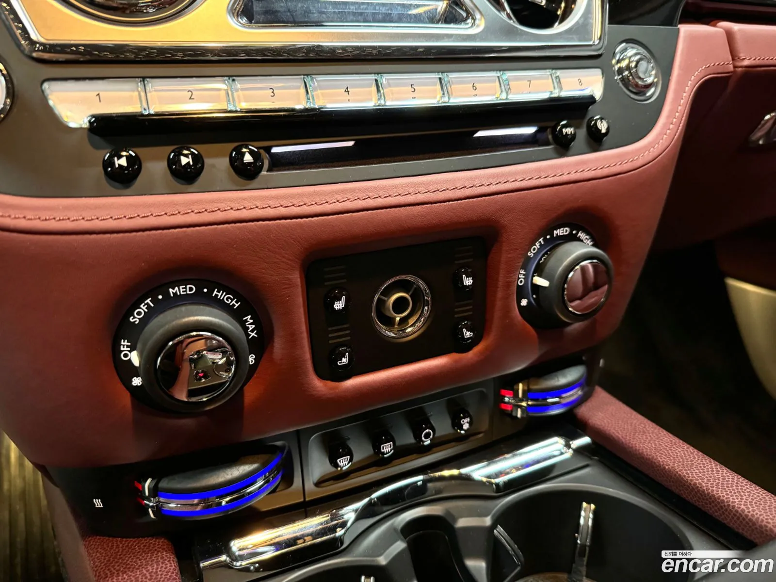 Rolls-Royce Wraith 2016 — 10
