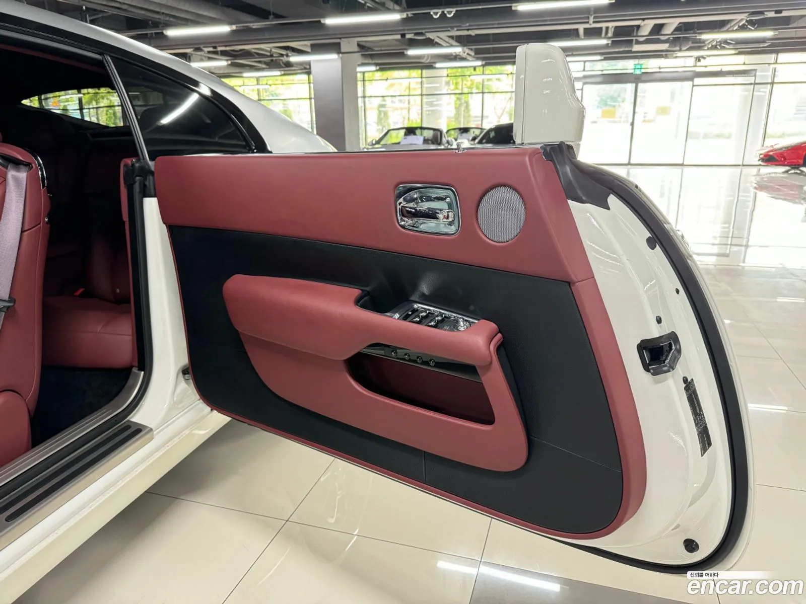 Rolls-Royce Wraith 2016 — 3