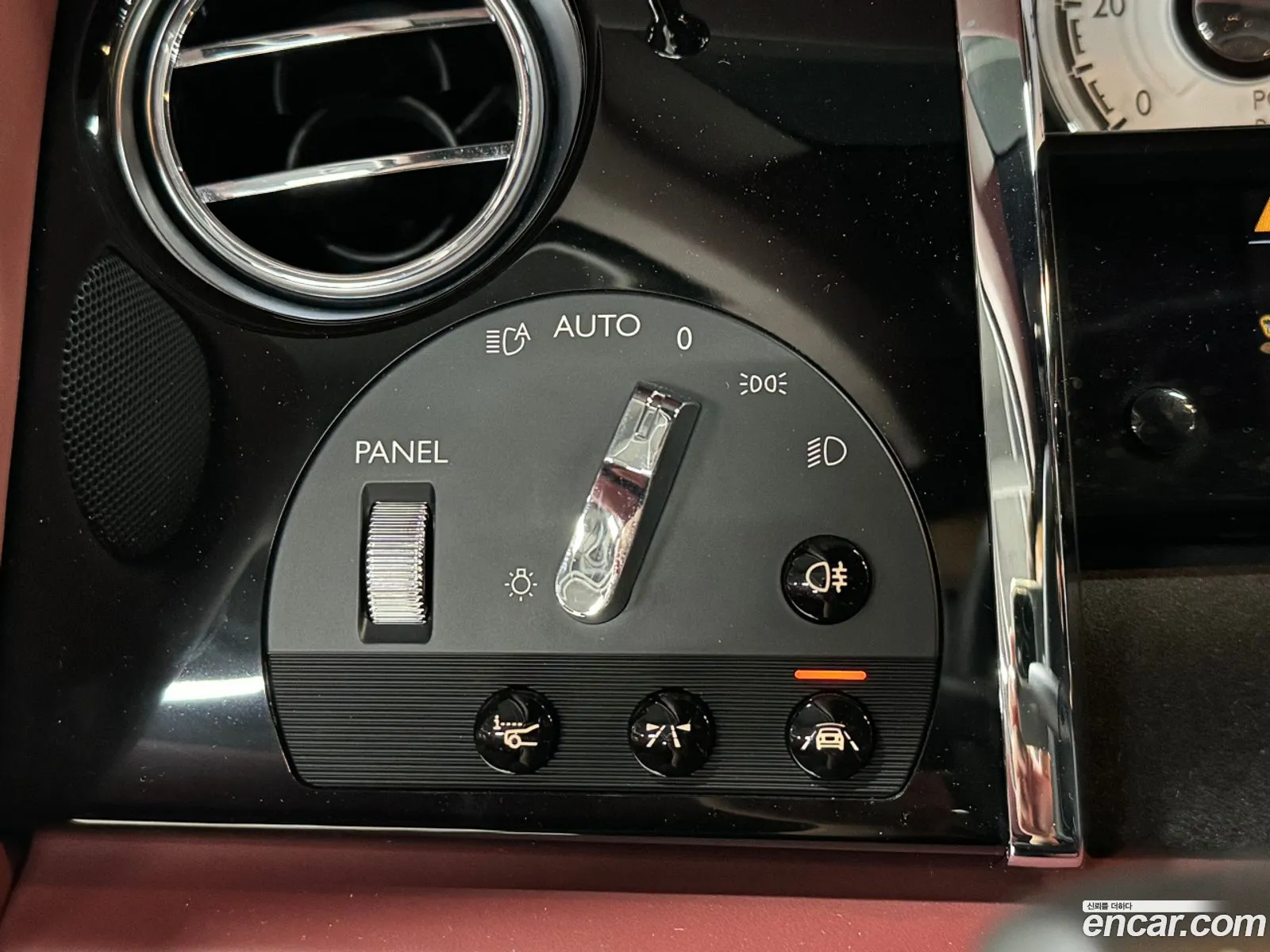 Rolls-Royce Wraith 2016 — 14
