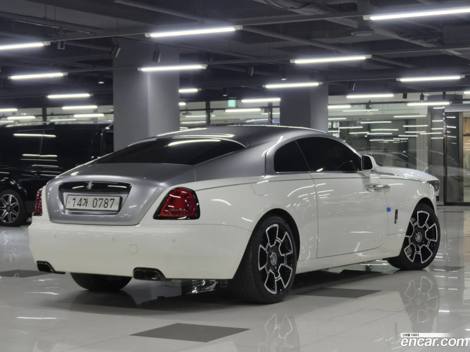 Rolls-Royce Wraith 2016 — 11