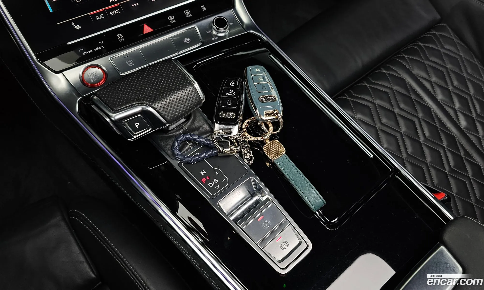 Audi S7 2020 WAUZZZF25LN084489 — 4
