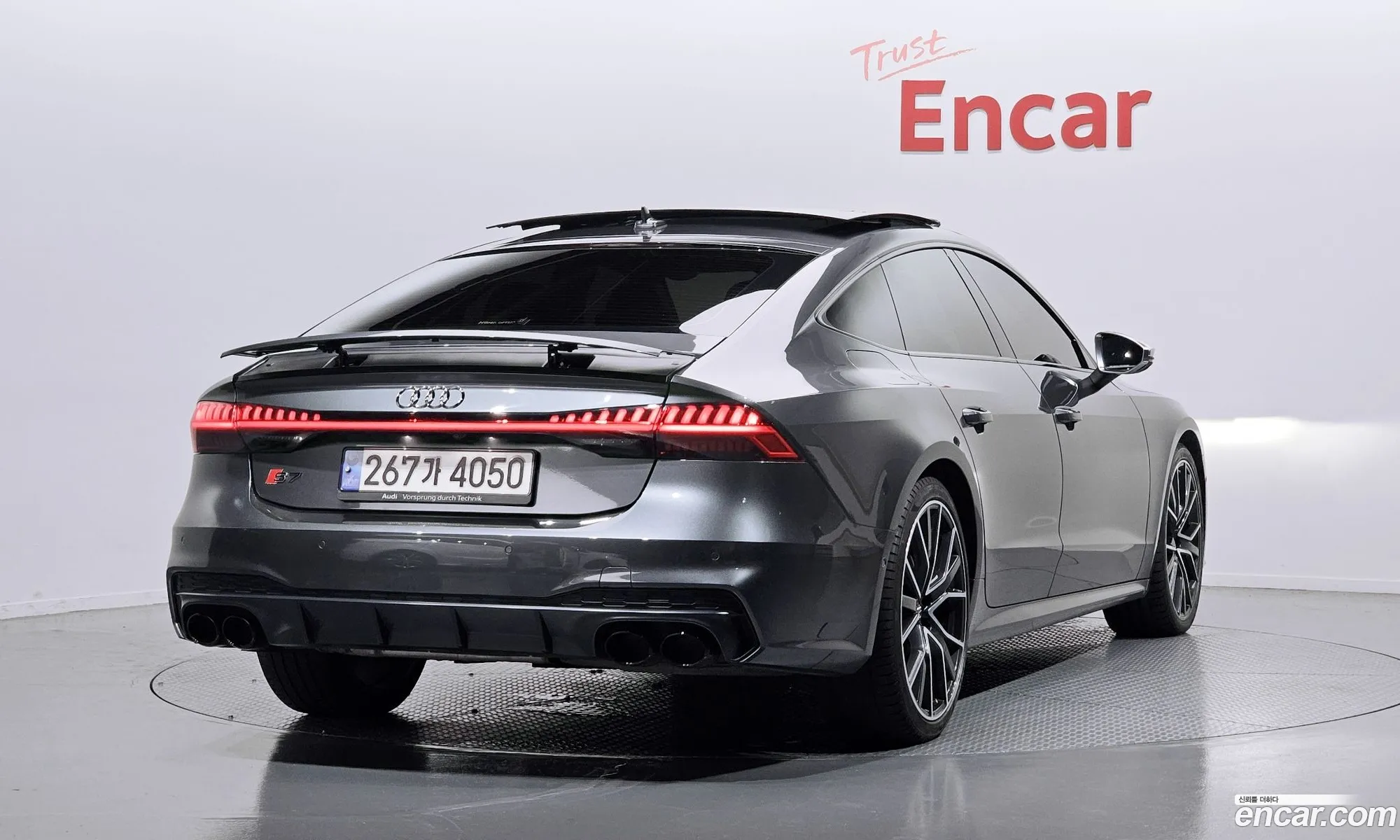 Audi S7 2020 WAUZZZF25LN084489 — 12