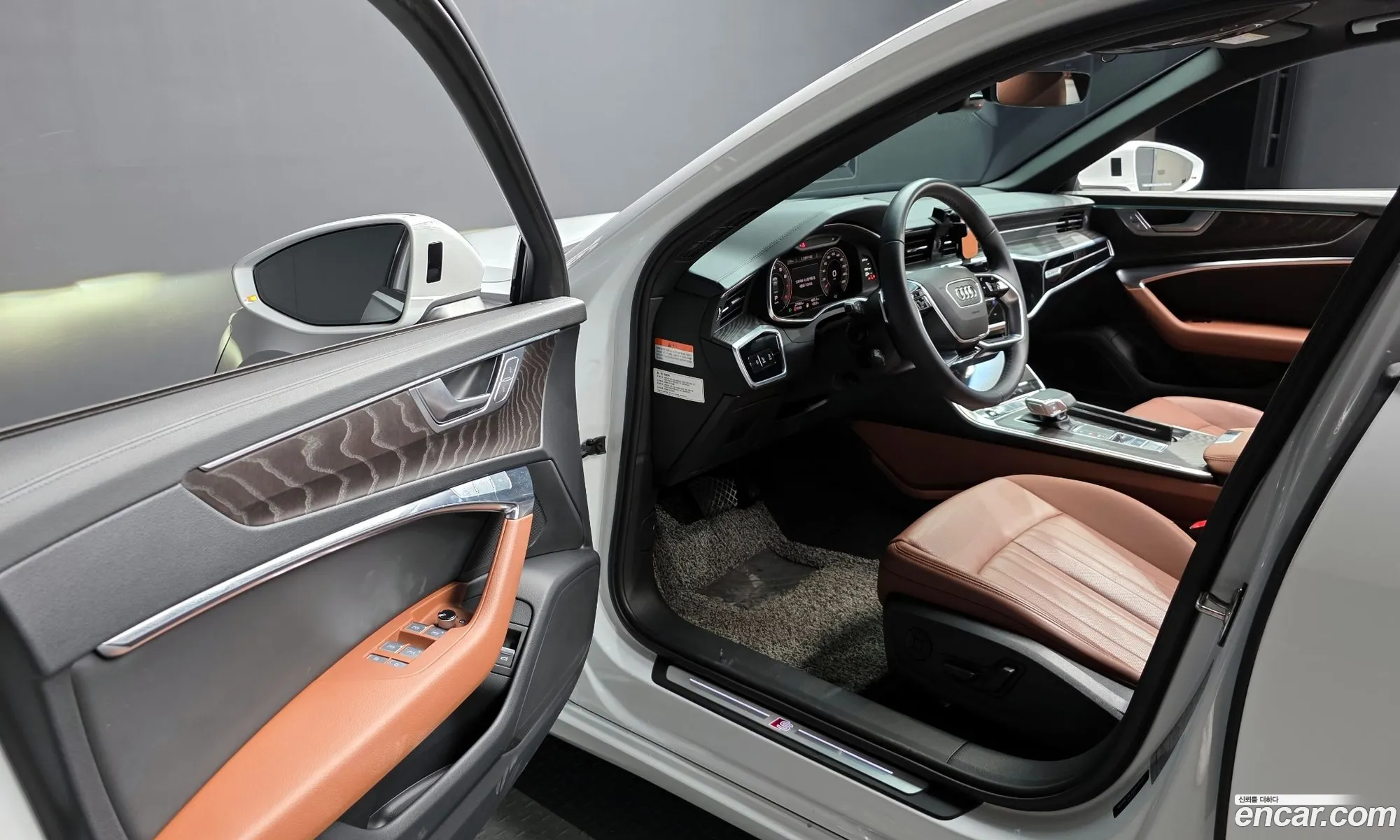 Audi A6 2023 WAUZZZF22PN035157 — 5