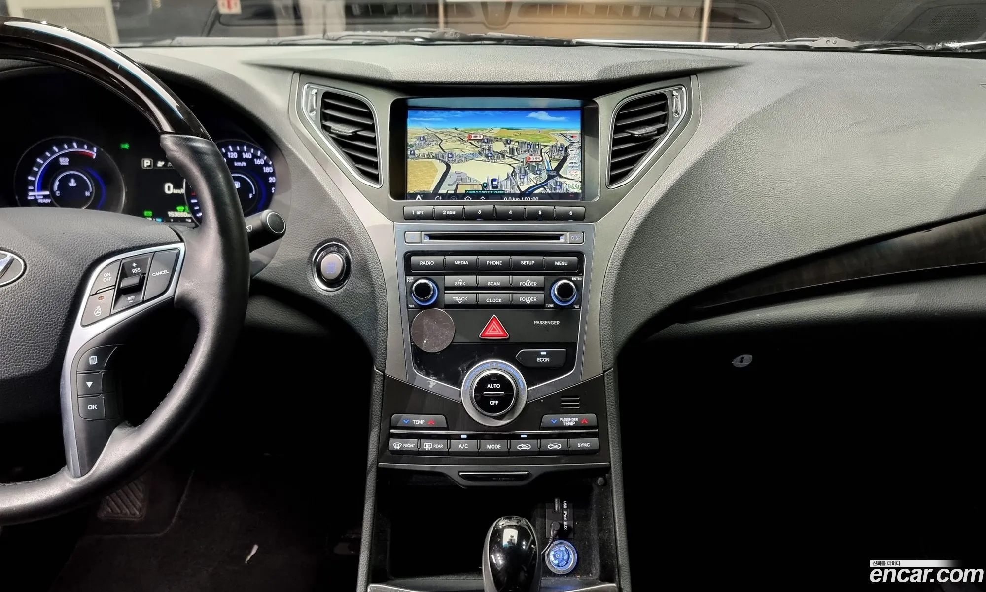 Hyundai Grandeur HG Hybrid 2016 — 4