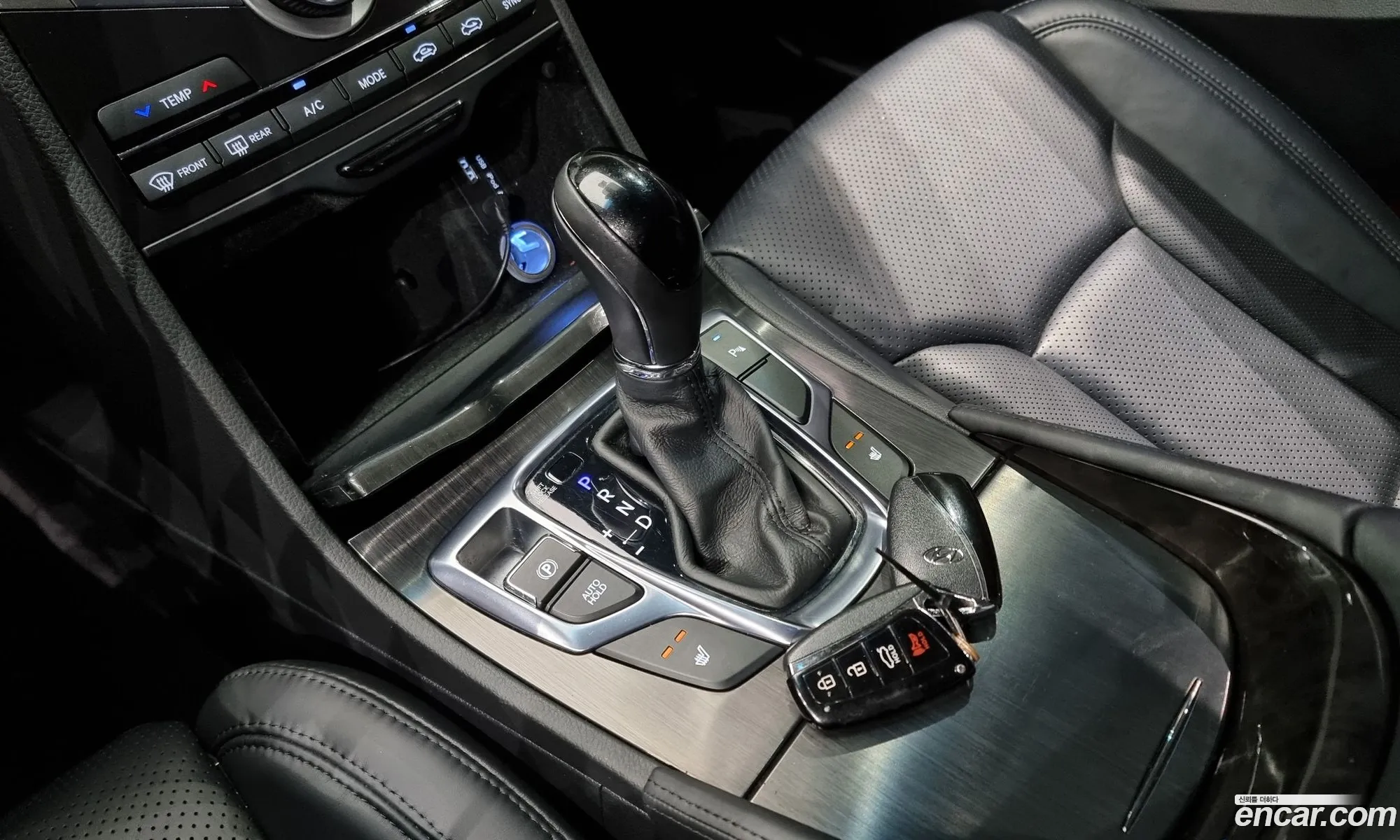 Hyundai Grandeur HG Hybrid 2016 — 9