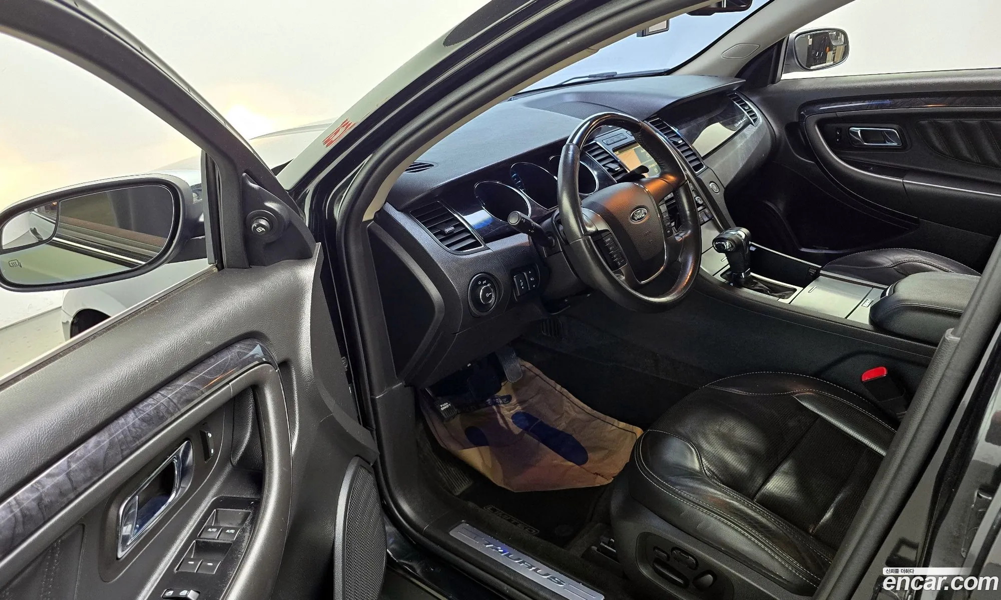 Ford Taurus 2012 1FAHP2FW5CG124739 — 9
