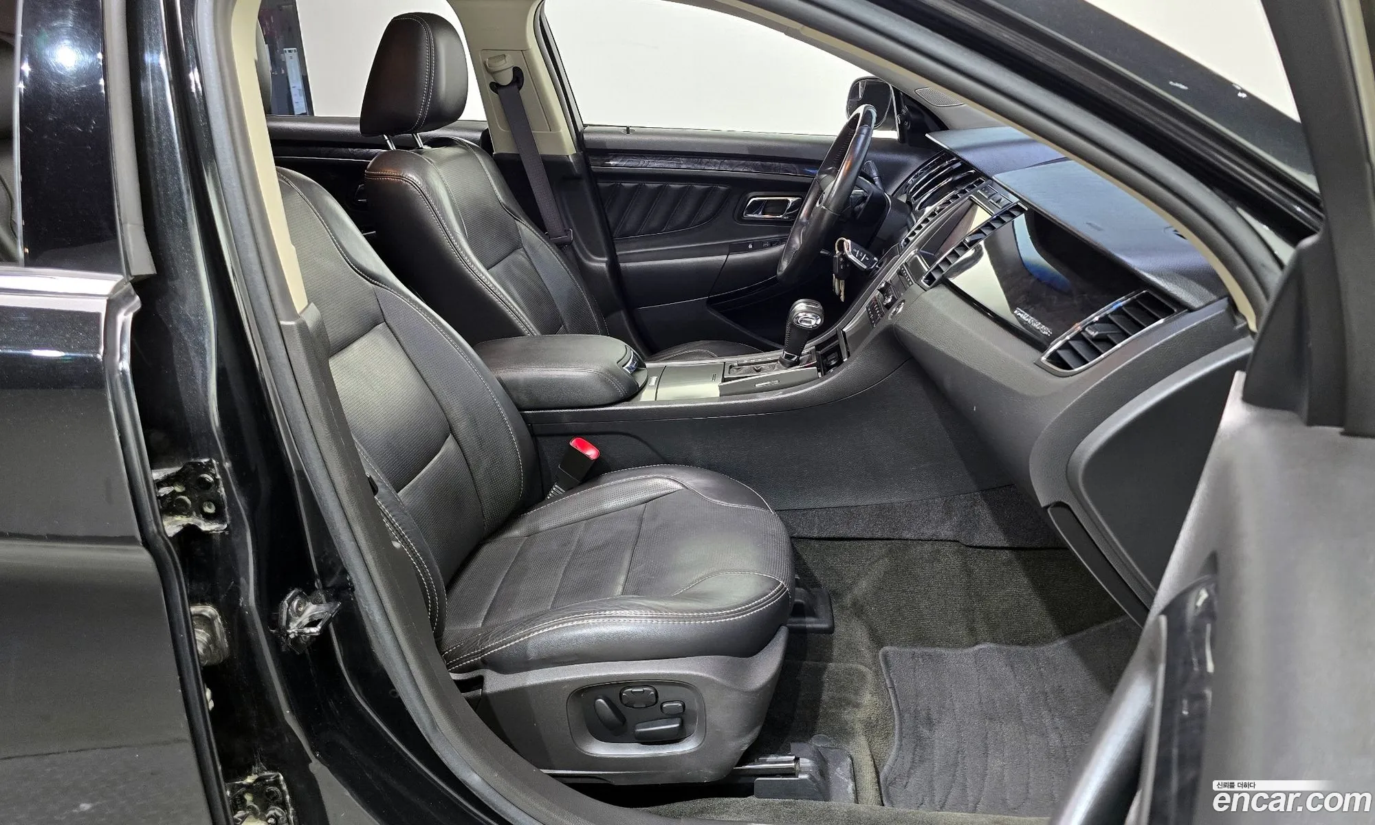 Ford Taurus 2012 1FAHP2FW5CG124739 — 18