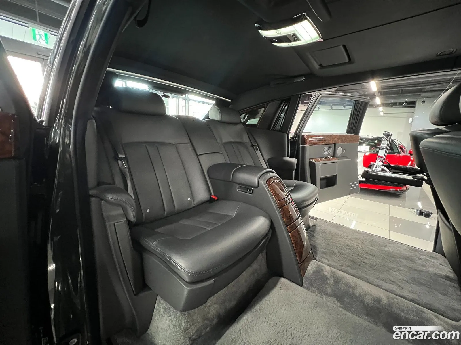 Rolls-Royce Phantom 2016 — 2