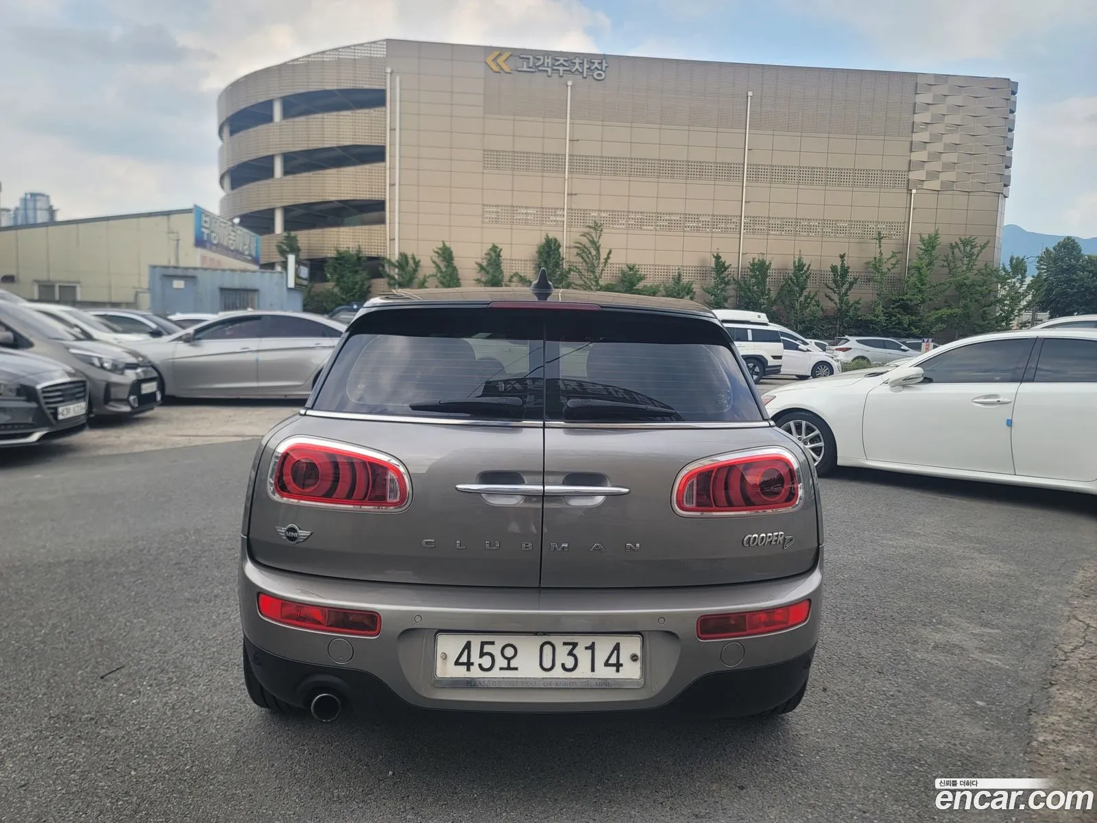 Mini Cooper D Clubman 2016 — 2