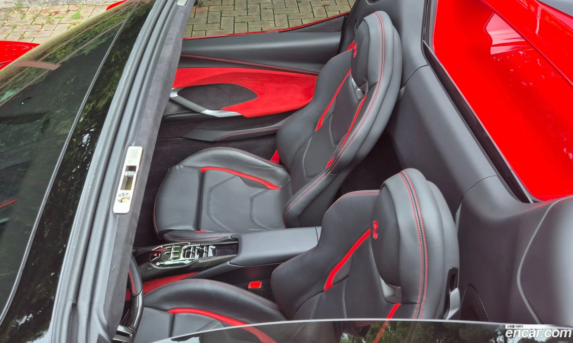 Ferrari 296 GTS