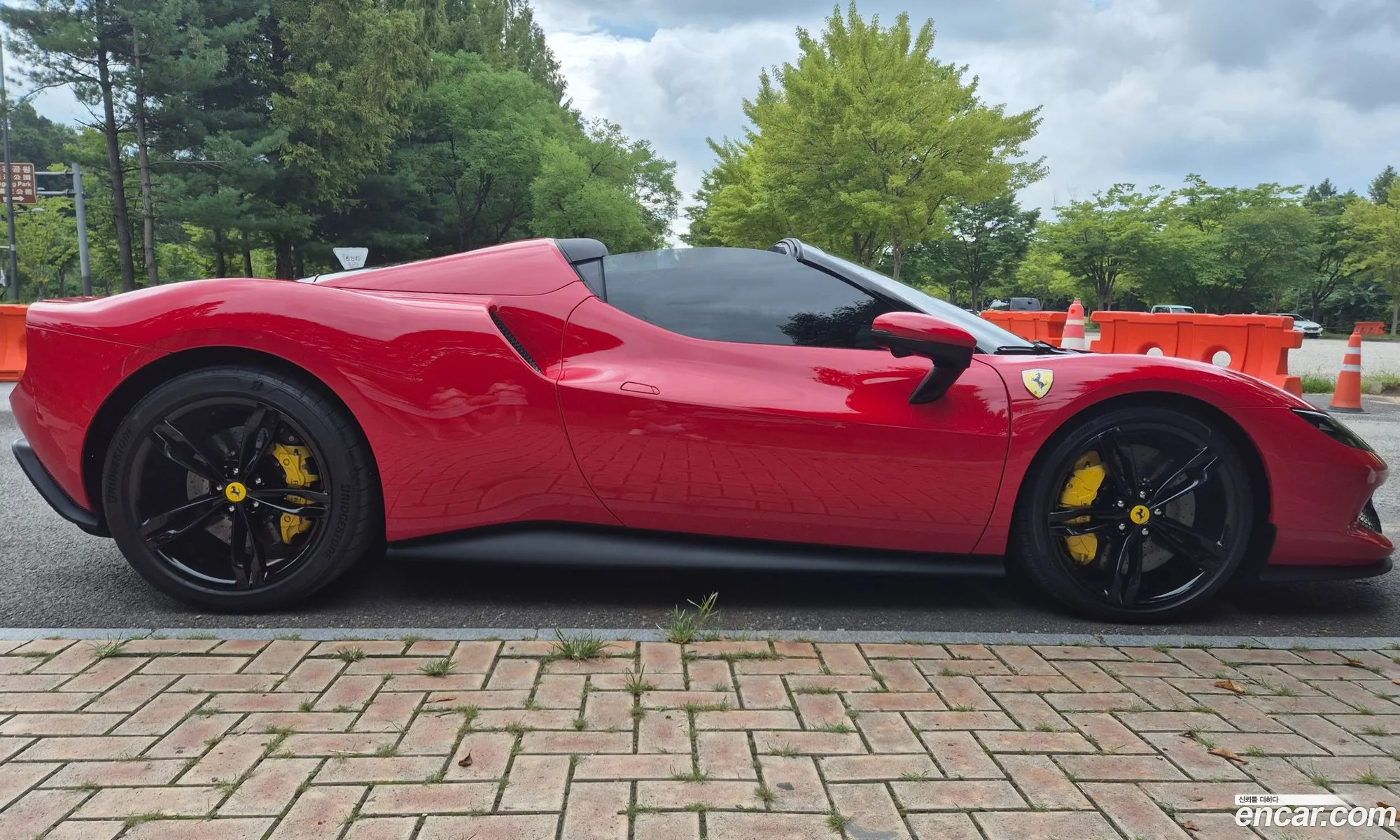 Ferrari 296 GTS 2024 — 8