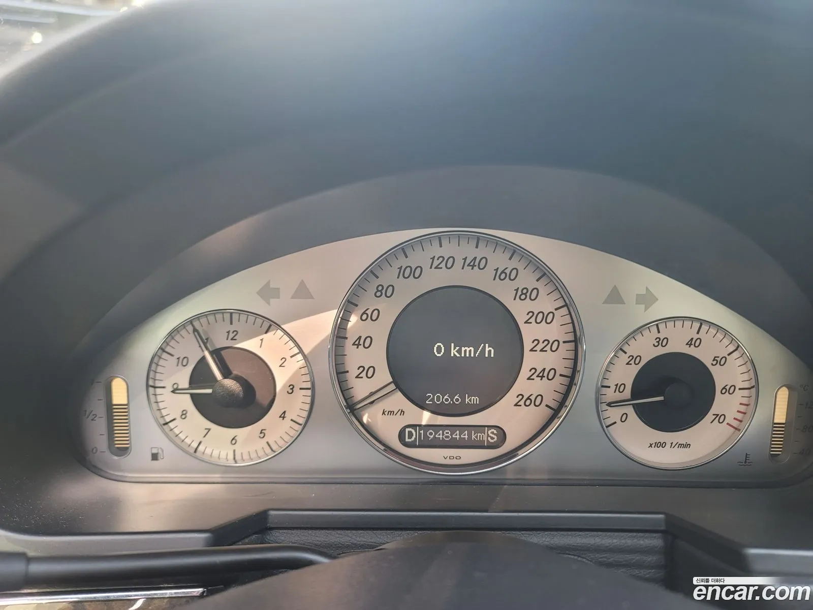 Mercedes-Benz E-Class W211 2008 — 17