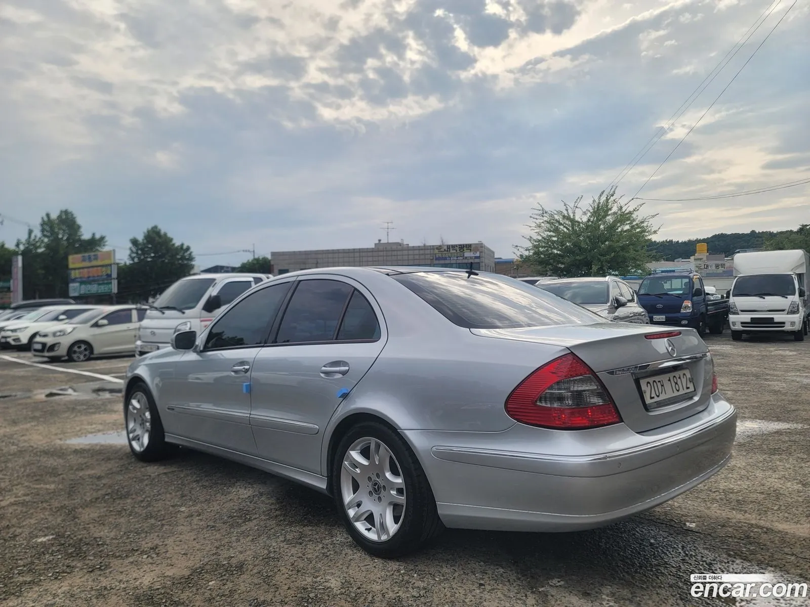 Mercedes-Benz E-Class W211 2008 — 19