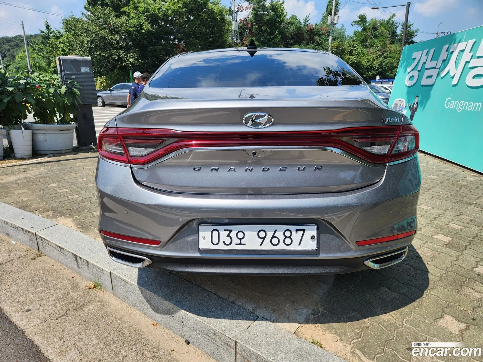 Hyundai Grandeur IG Hybrid 2017 — 3