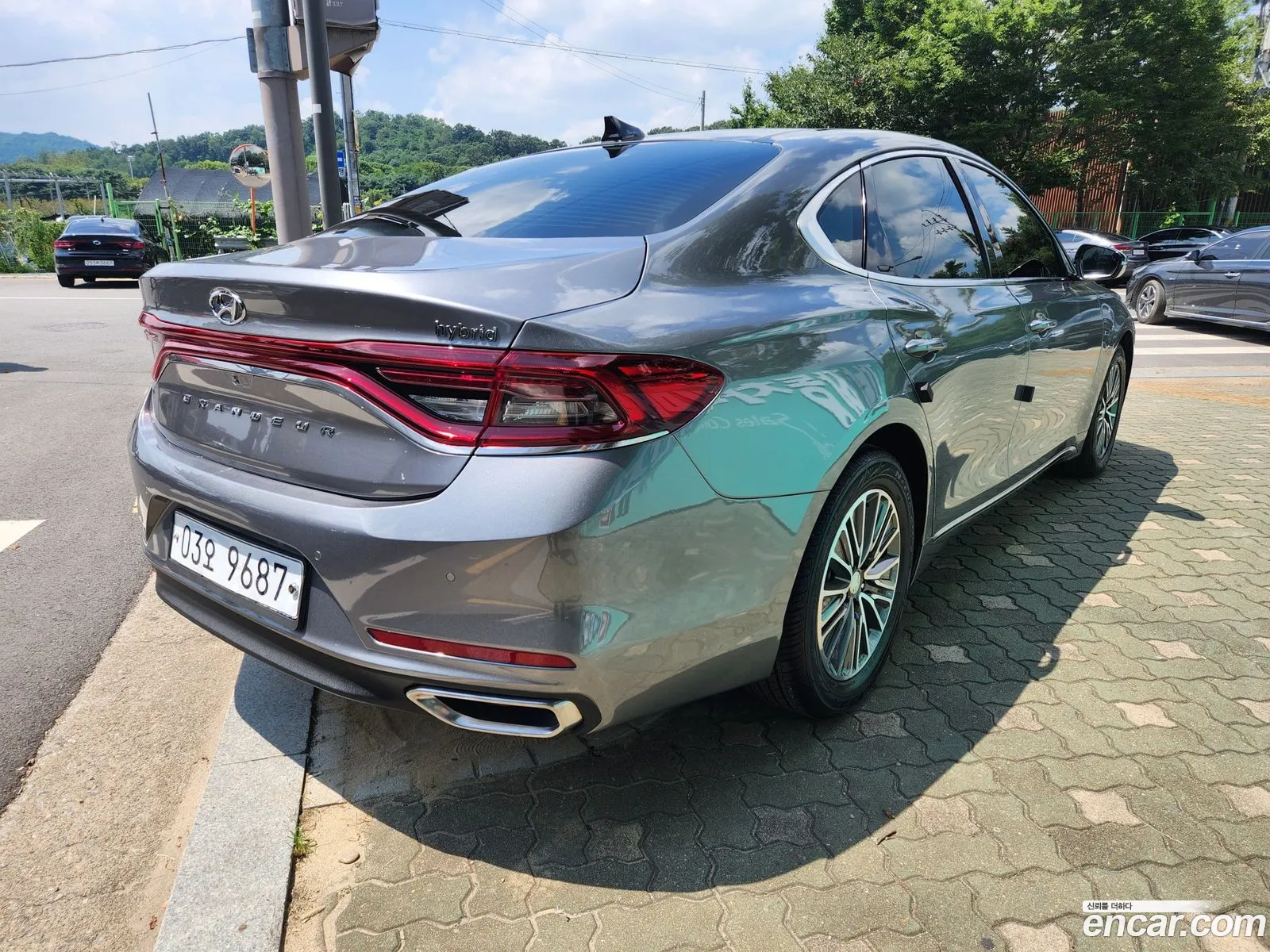 Hyundai Grandeur IG Hybrid 2017 — 15