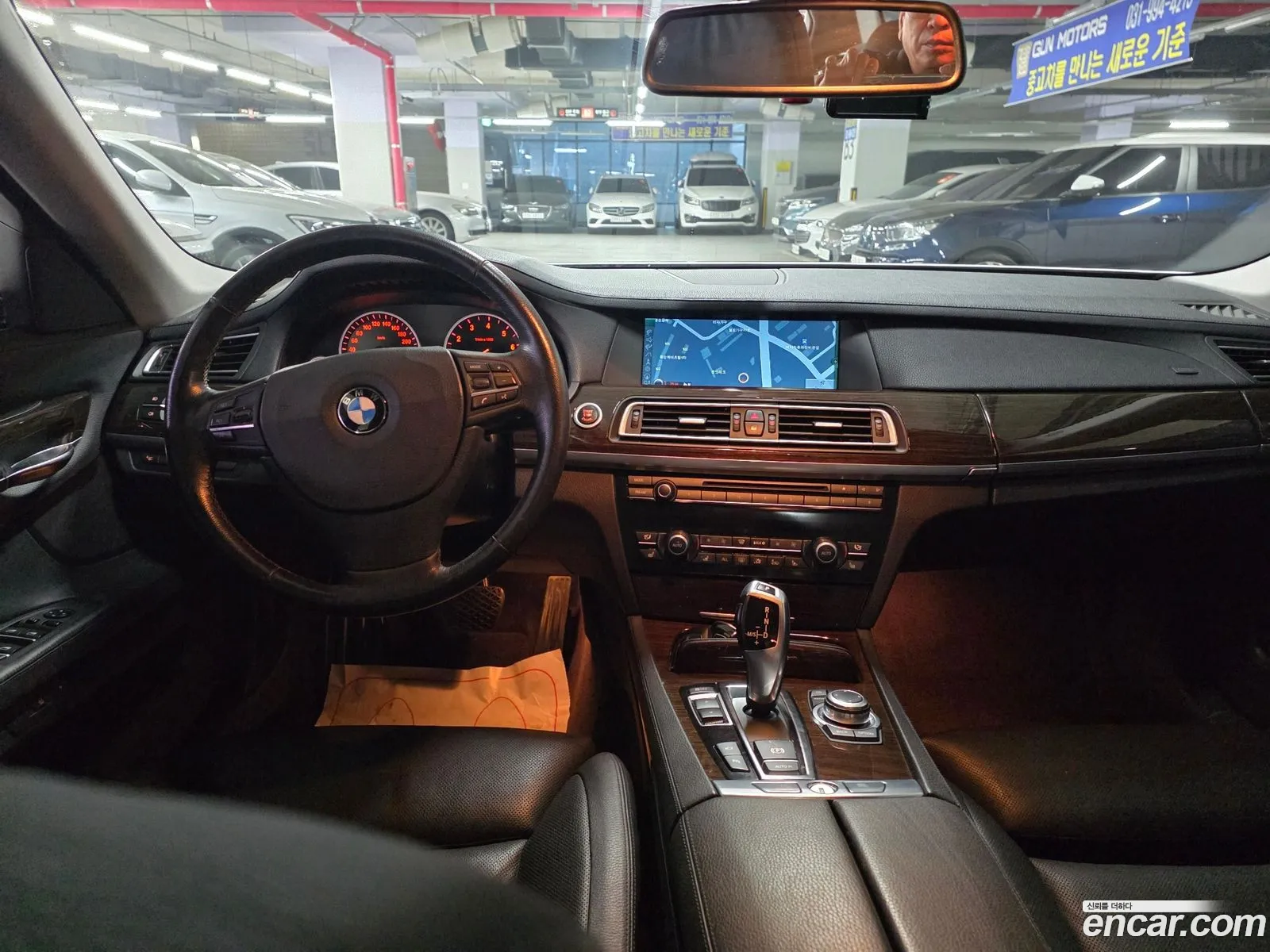 BMW 7 Series 2010 — 16