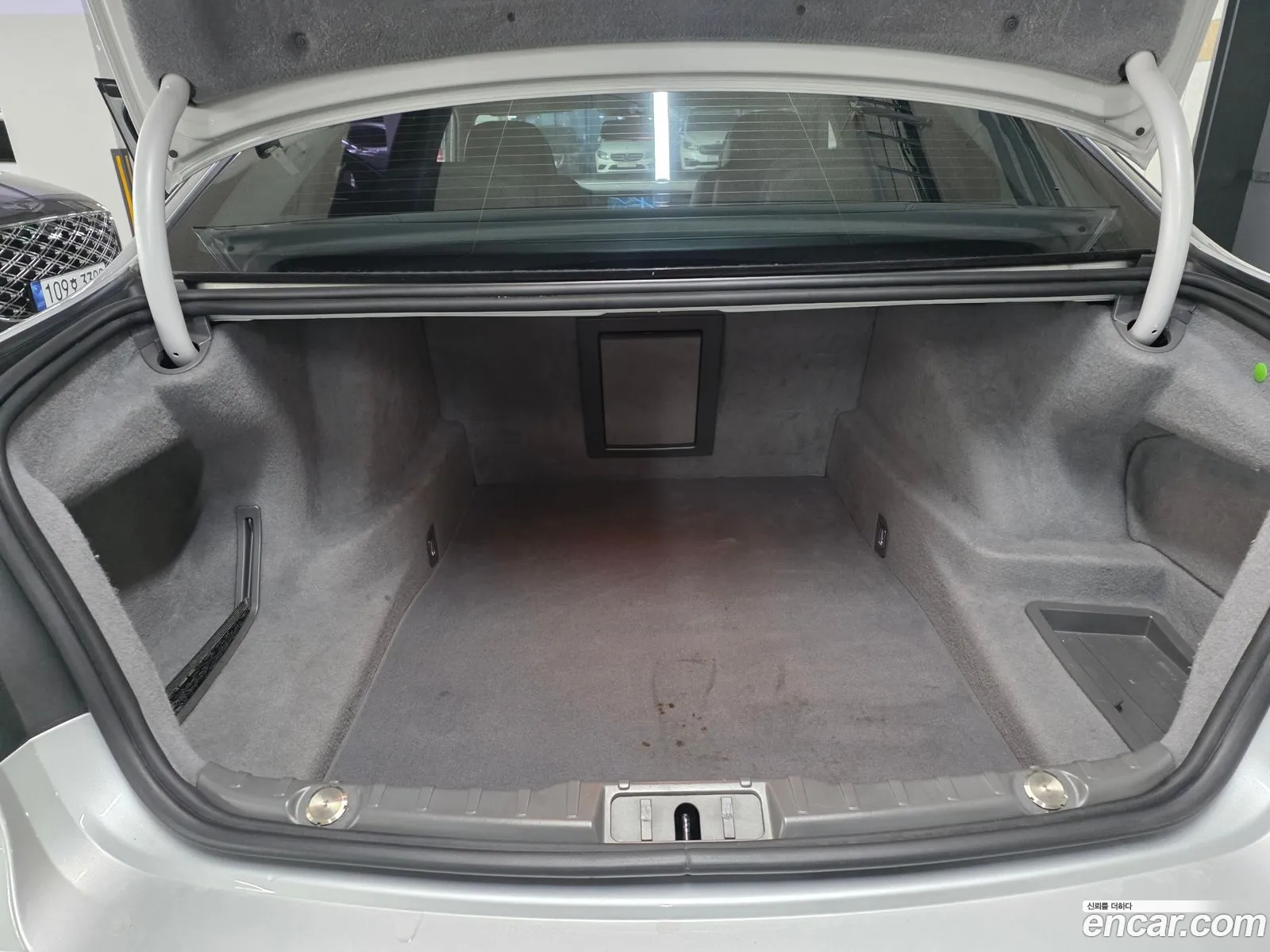 BMW 7 Series 2010 — 20