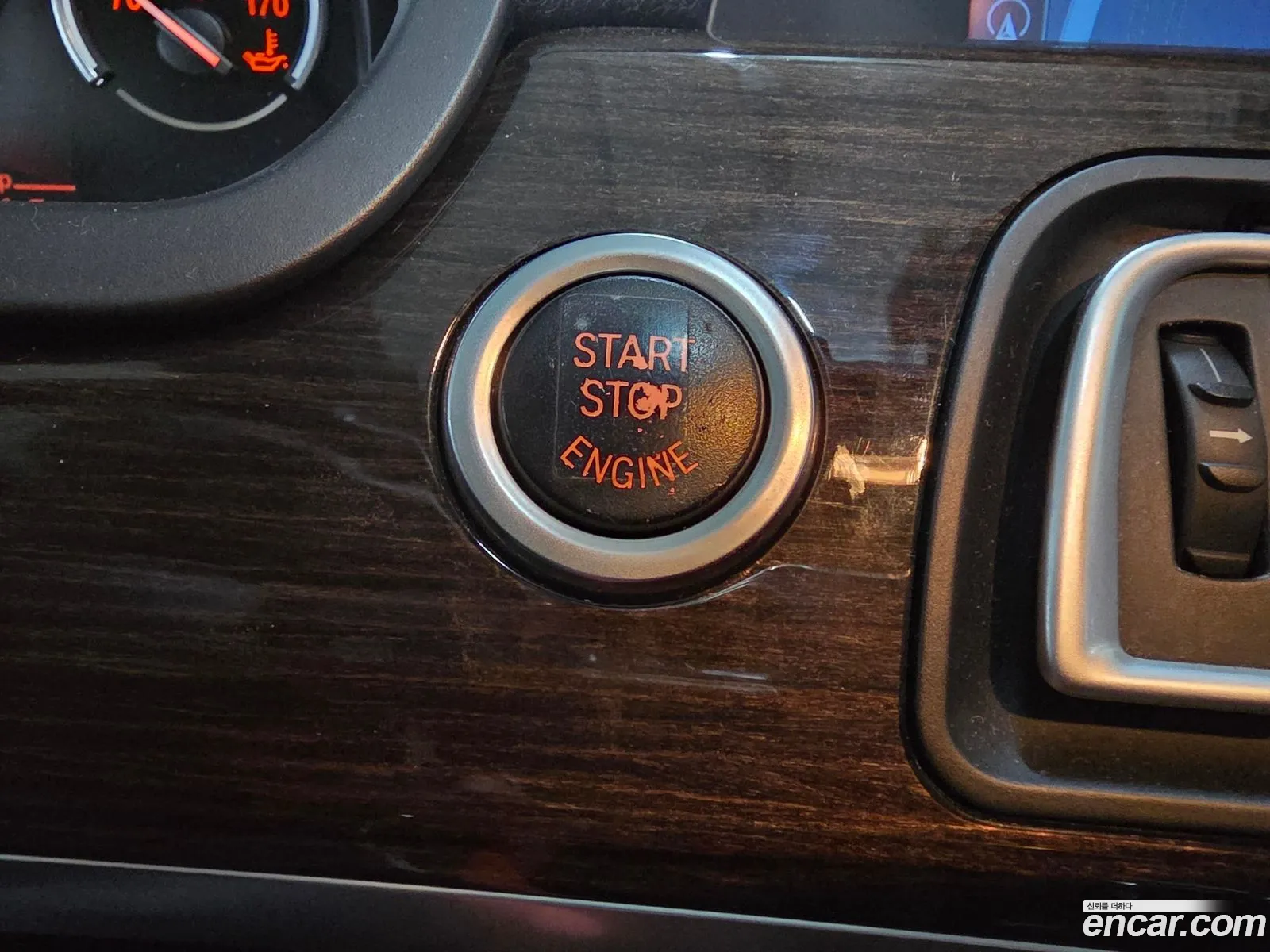 BMW 7 Series 2010 — 13