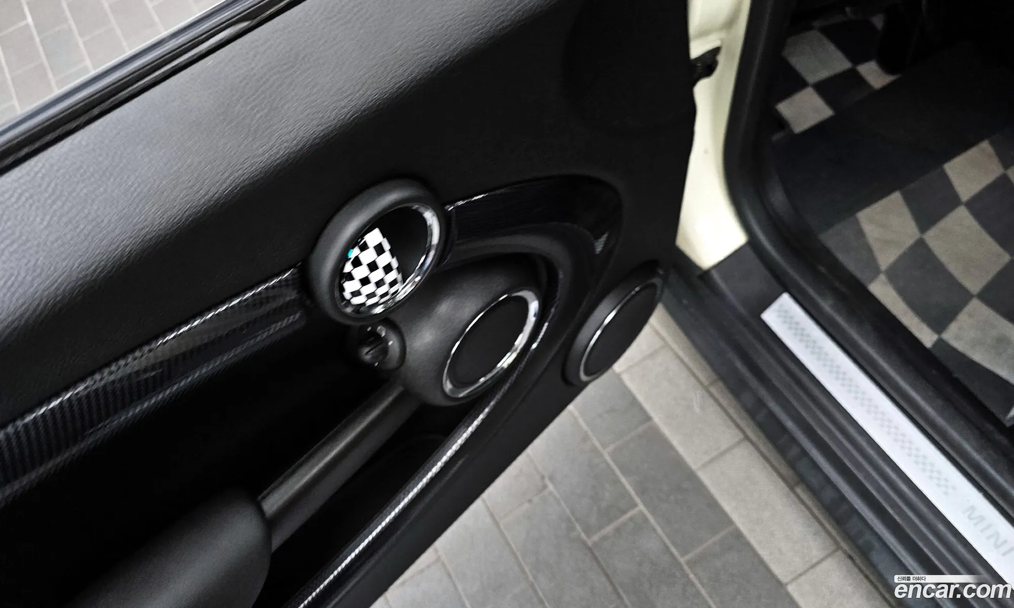 Mini Cooper S 2013 WMWSV3101DT646837 — 9