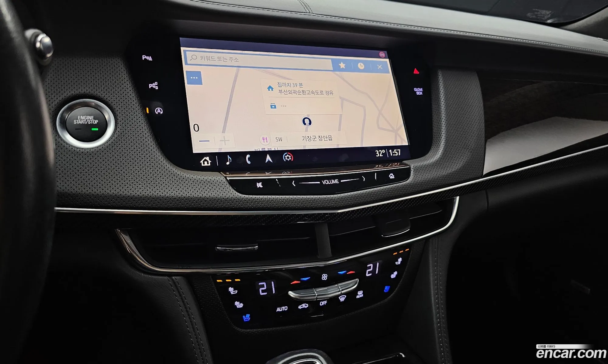 Cadillac CT6 2019 1G6K95RS0KU135204 — 5