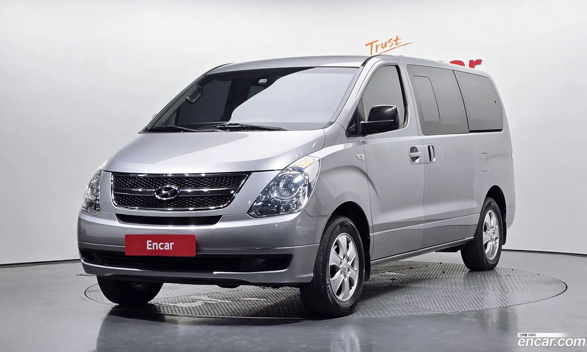 Hyundai Grand Starex 2014 — 2