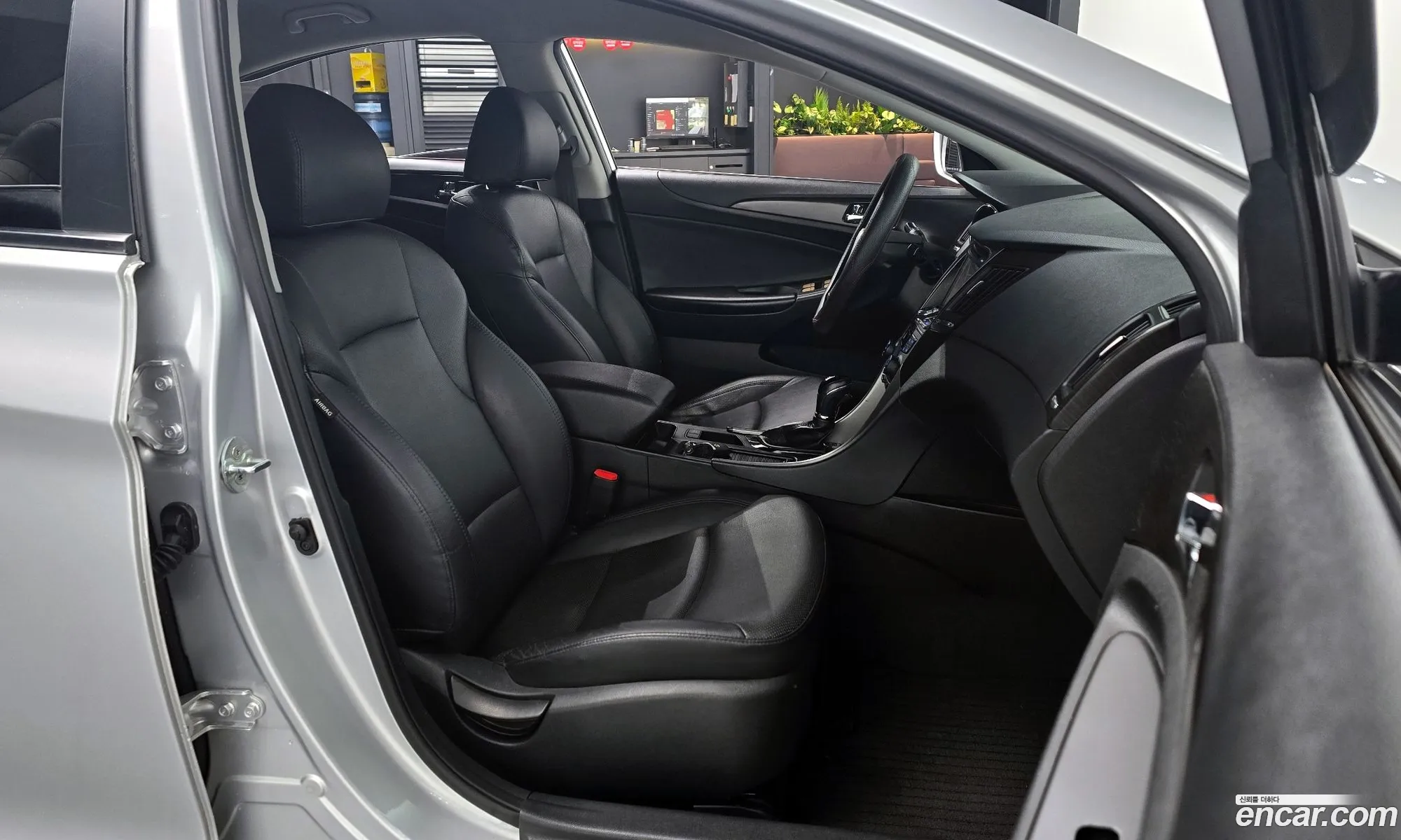 Hyundai Sonata the Brilliant 2012 KMHEC41ABDA480608 — 3