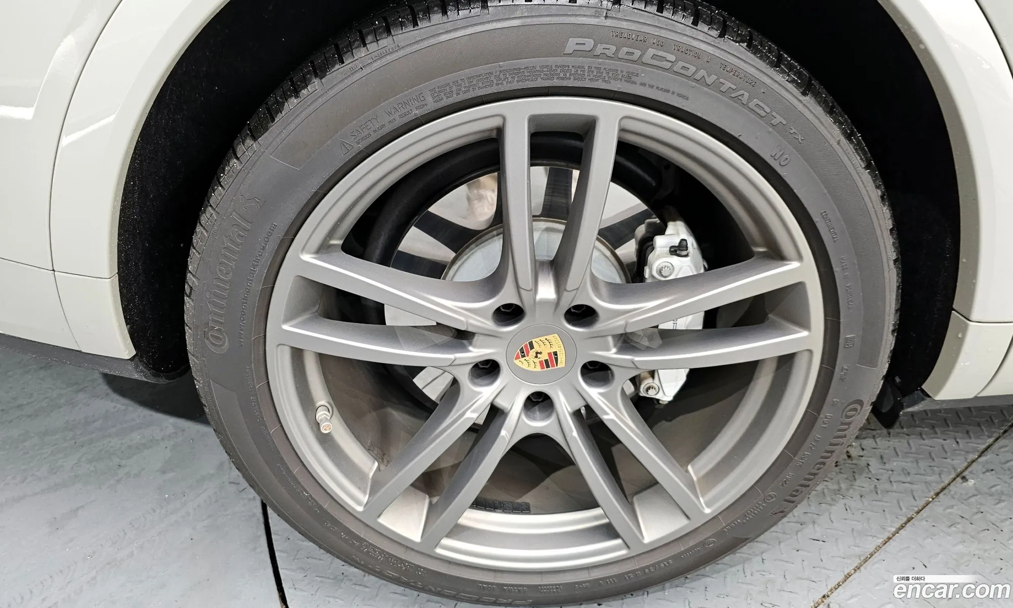 Porsche Cayenne 2023 WP1AF29Y9PDA33068 — 11