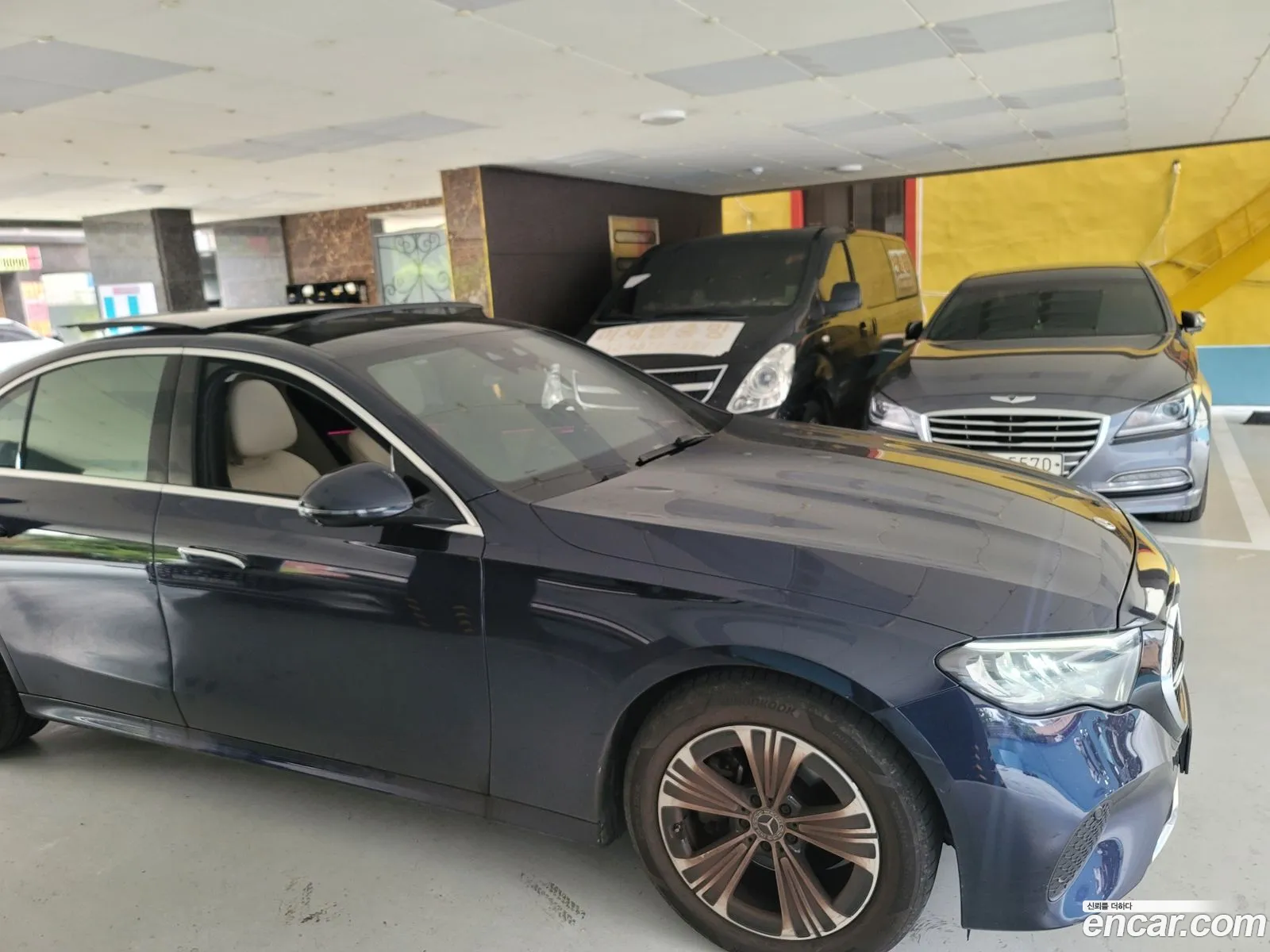 Mercedes-Benz E-Class W214 2024 — 10