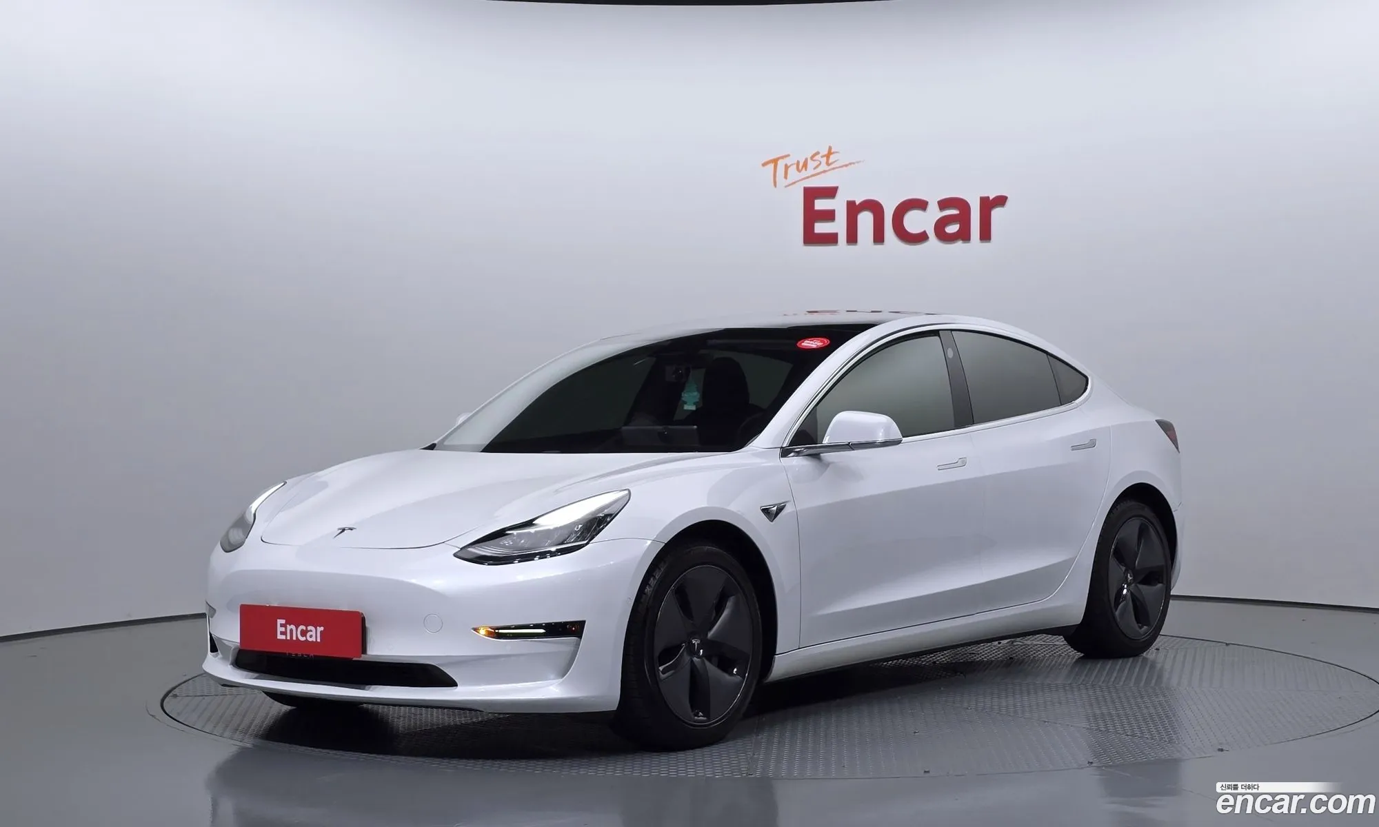 Tesla Model 3 2020 — 8
