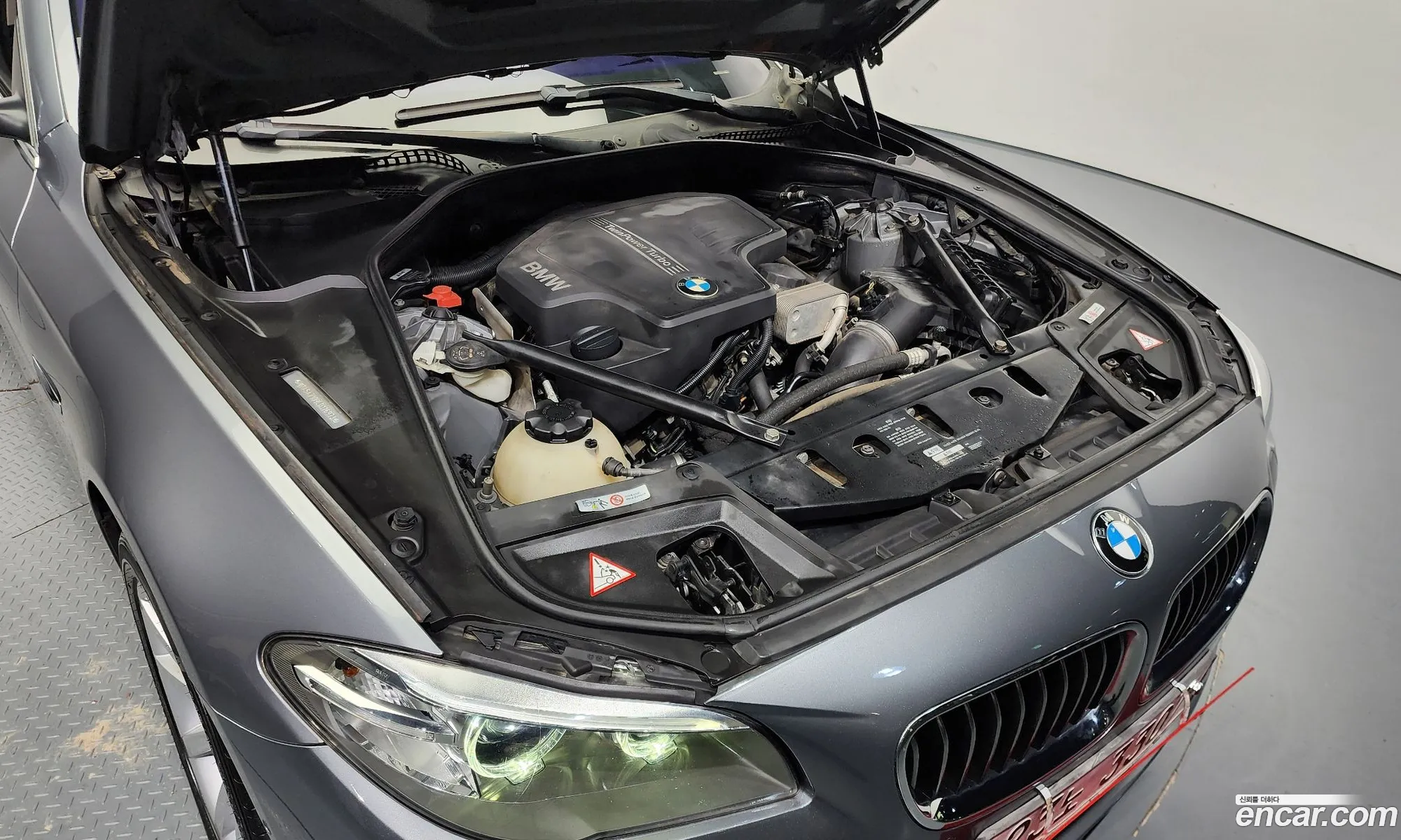 BMW 5 Series 2014 WBA5A7109ED176973 — 11