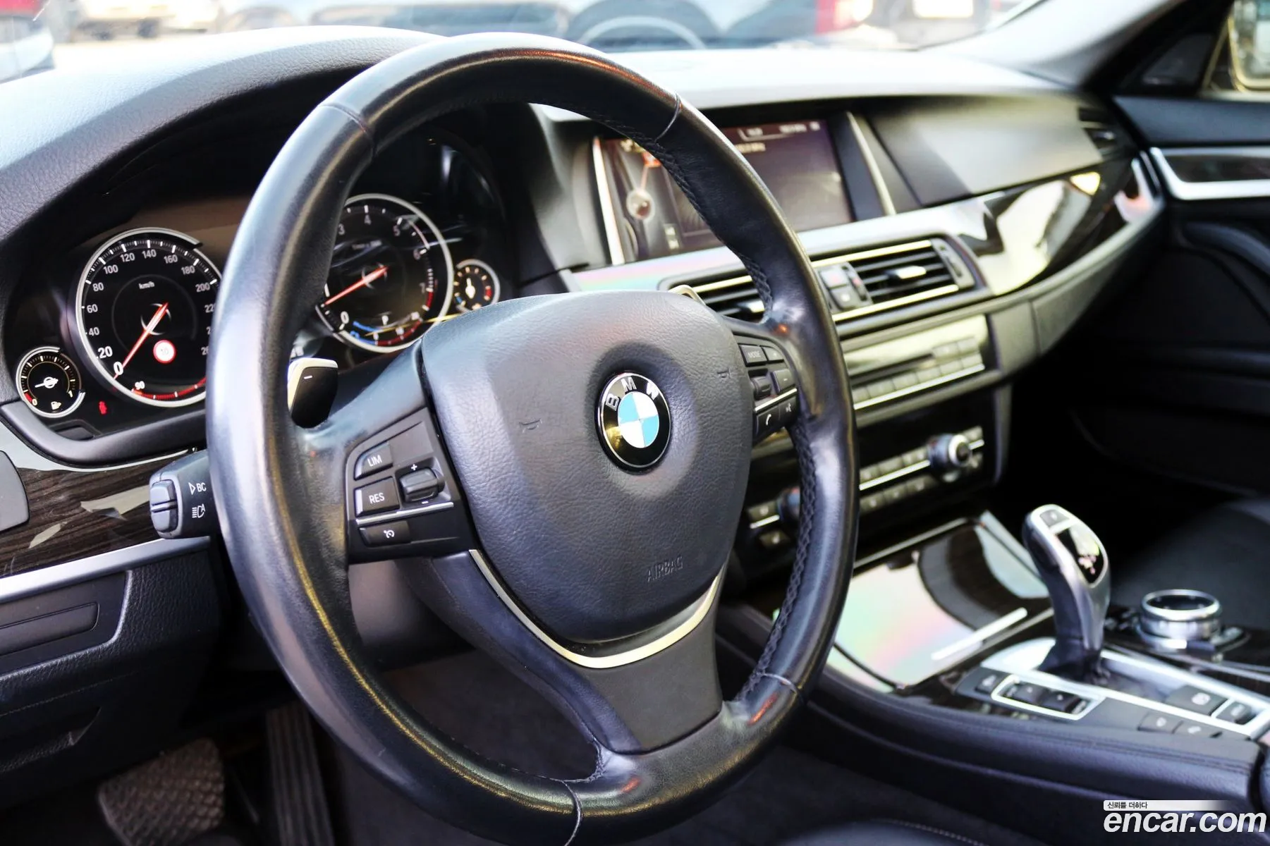 BMW 5 Series 2014 — 18