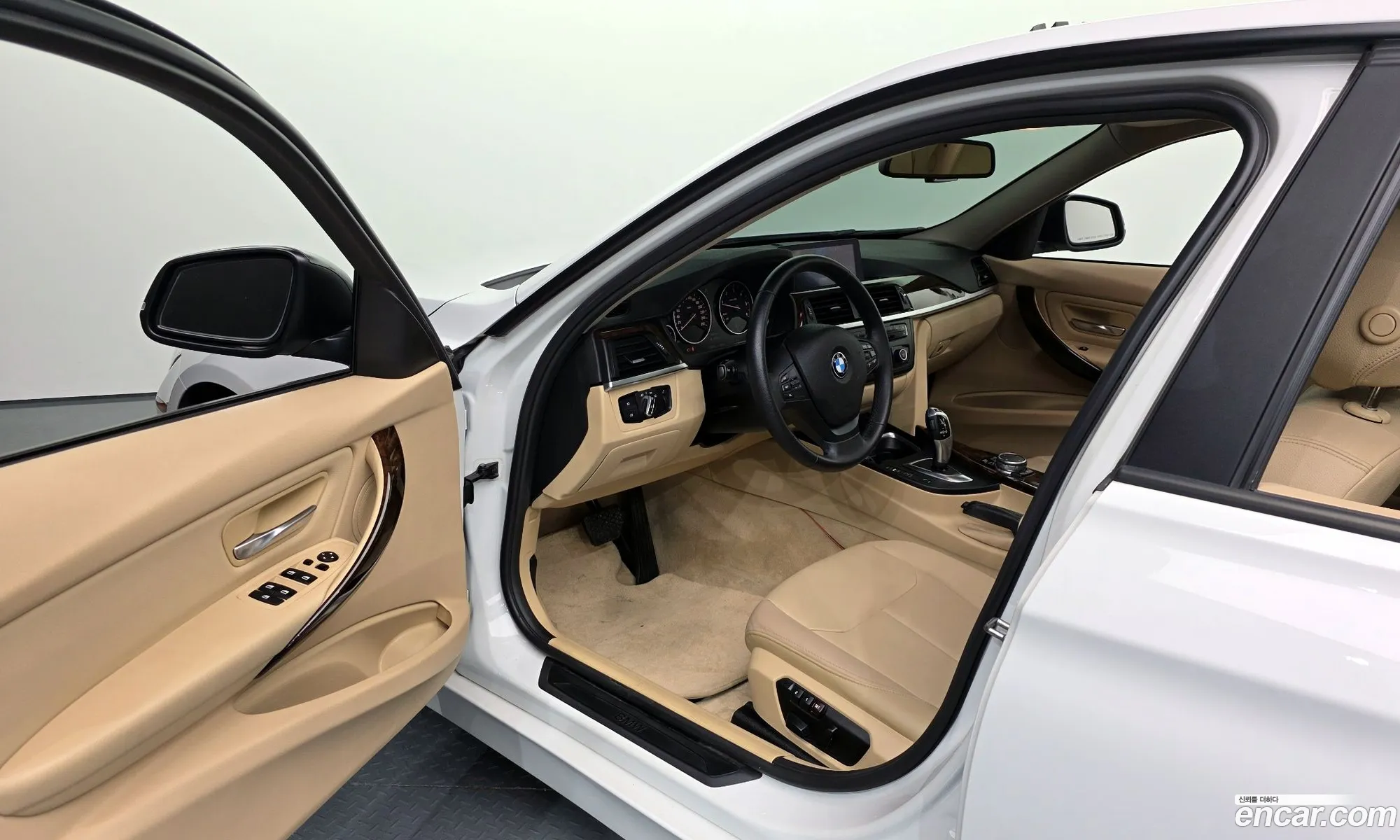 BMW 3 Series 2015 WBA3D3108FK276695 — 19