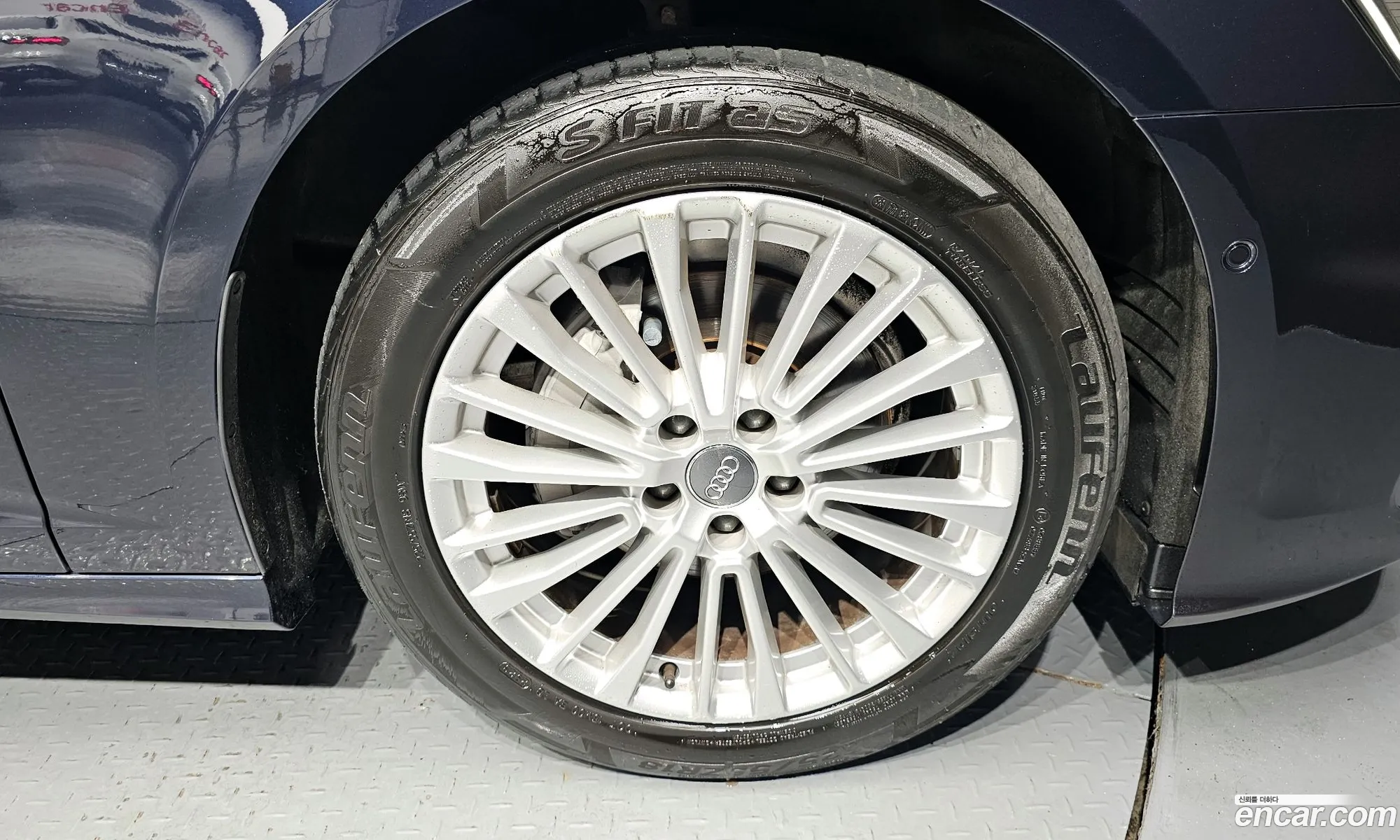 Audi A6 2021 WAUZZZF26MN007017 — 2