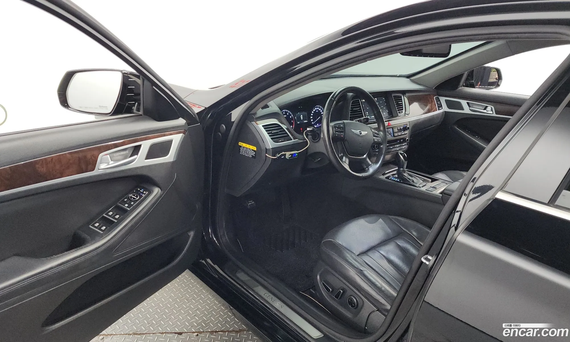 Hyundai Genesis DH 2014 — 10