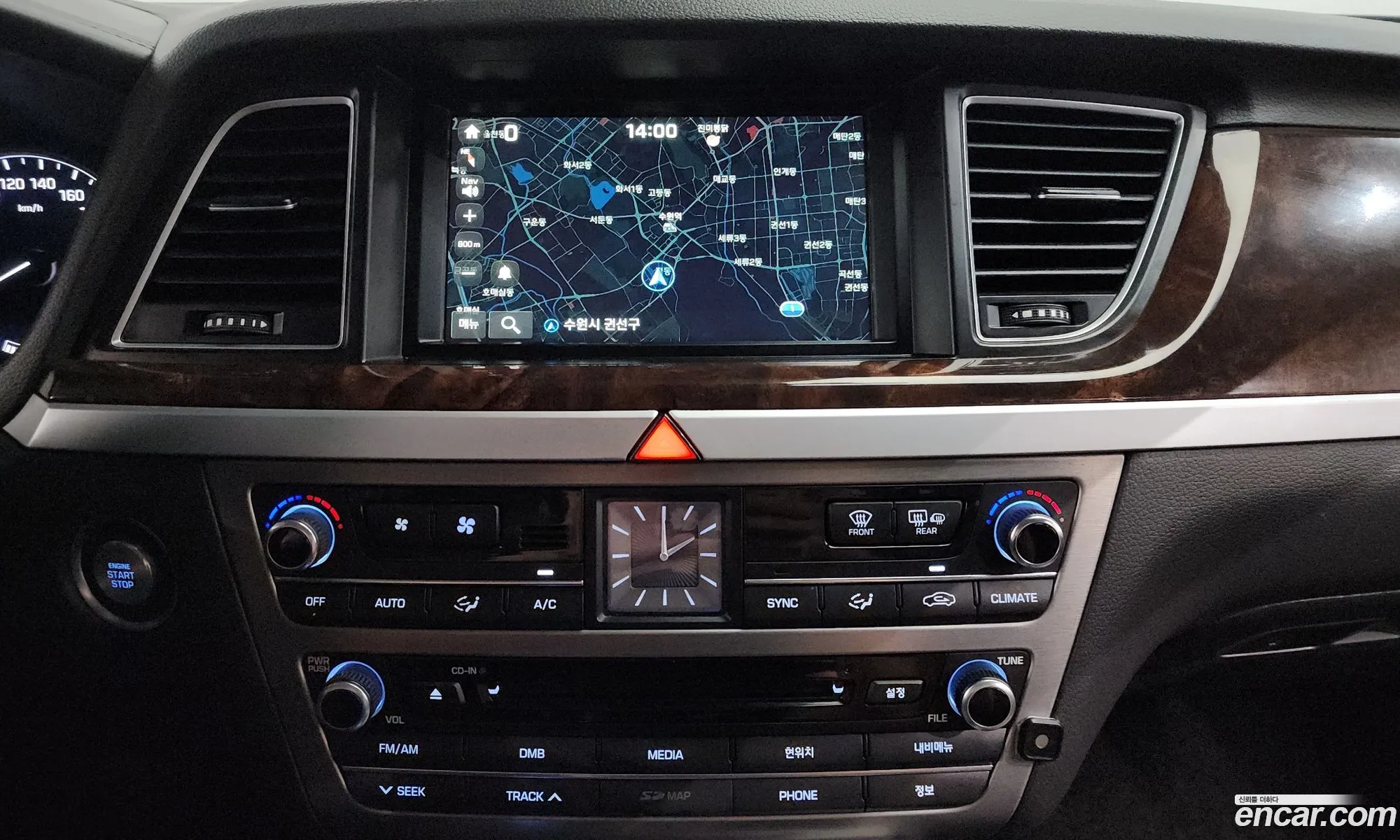 Hyundai Genesis DH 2014 — 8