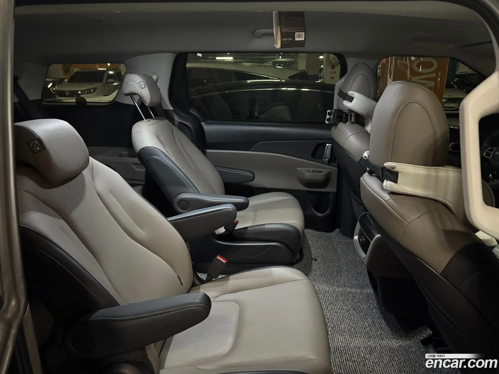Kia Carnival 2024 — 4