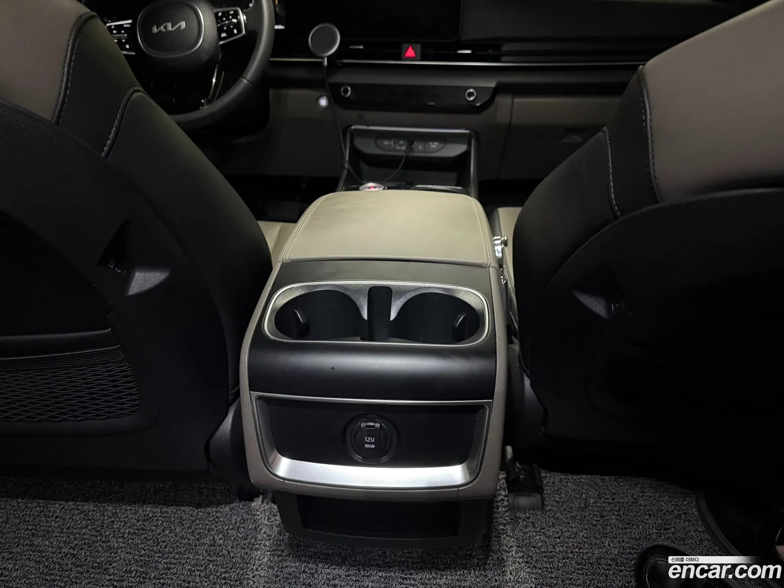 Kia Carnival 2024 — 9