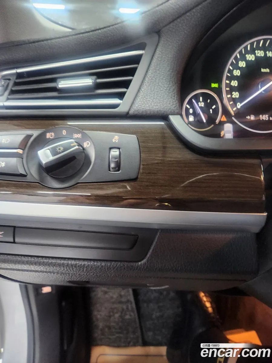 BMW 7 Series 2011 — 7