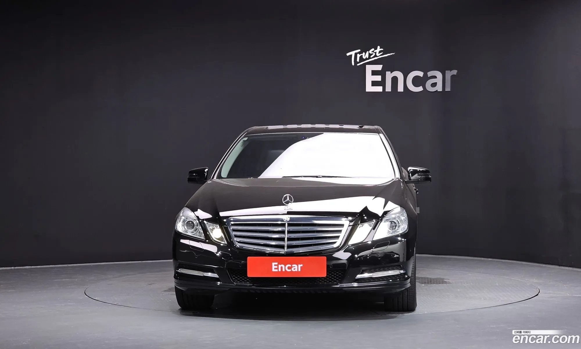 Mercedes-Benz E-Class W212 2011 WDDHF4JB9BA512822 — 20