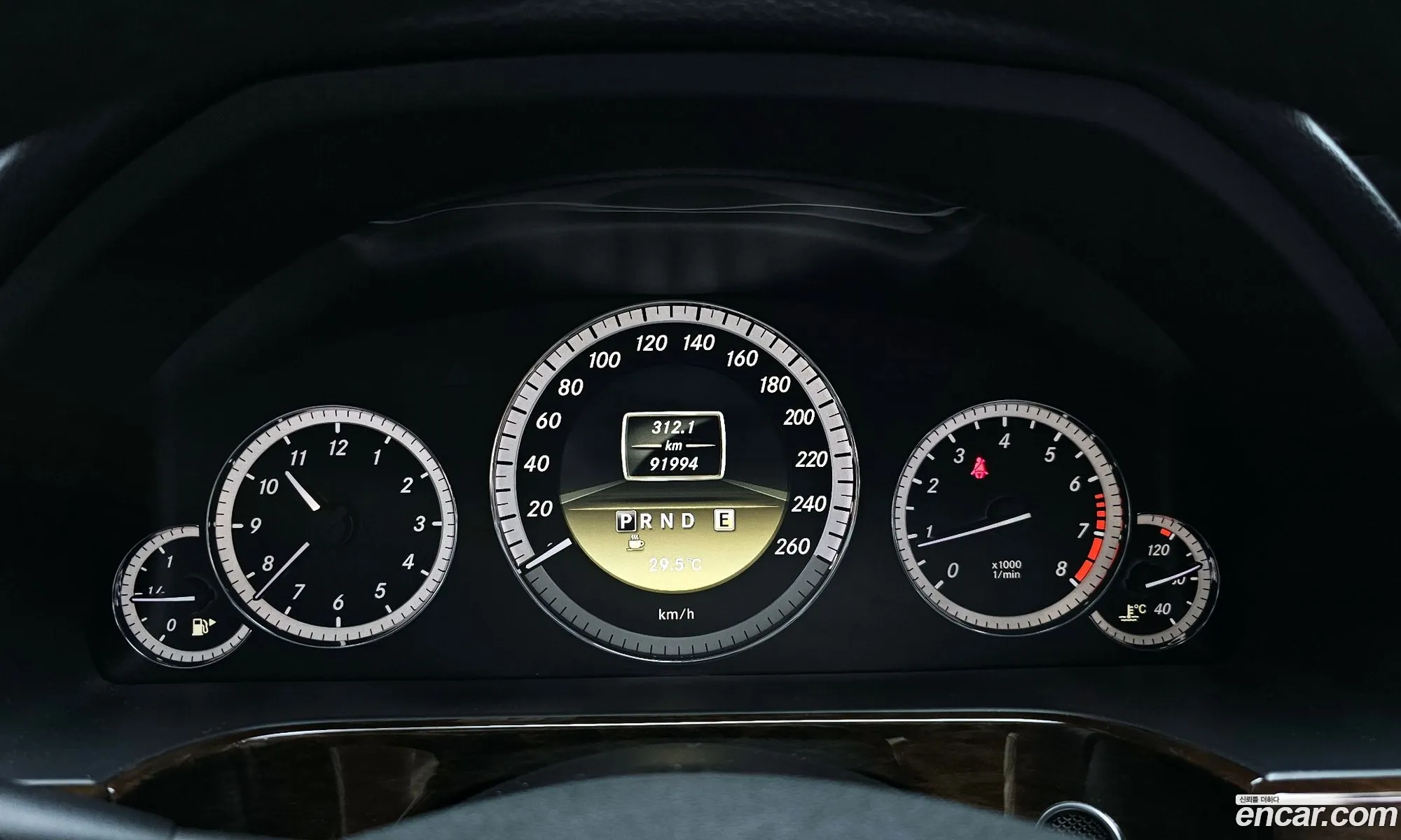 Mercedes-Benz E-Class W212 2011 WDDHF4JB9BA512822 — 15