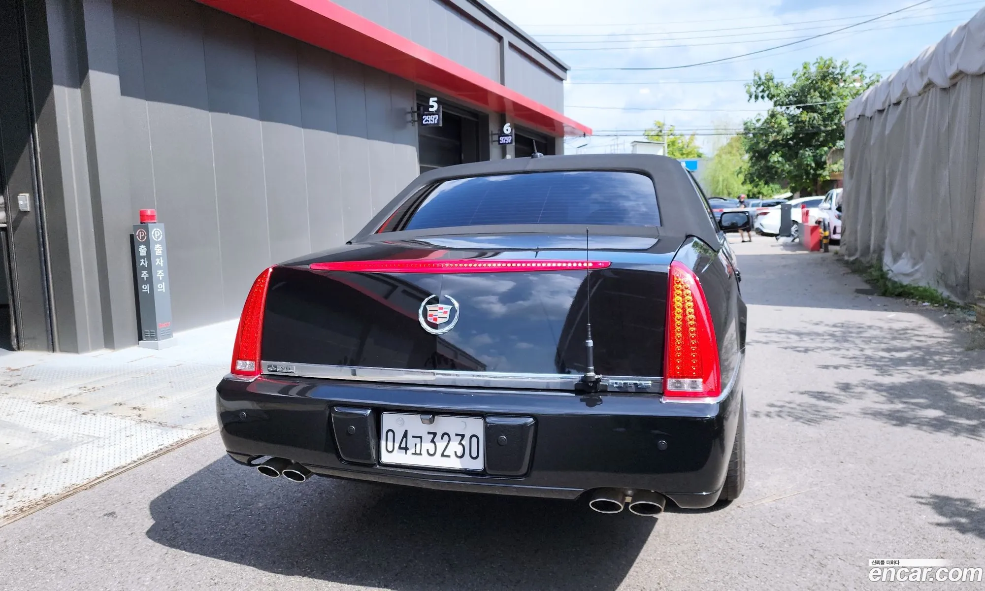 Cadillac DTS 2008 — 9