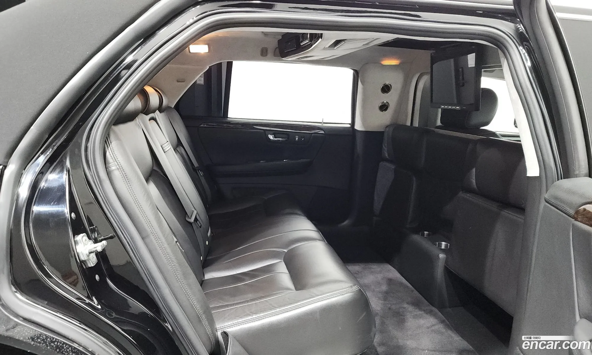 Cadillac DTS 2008 — 7