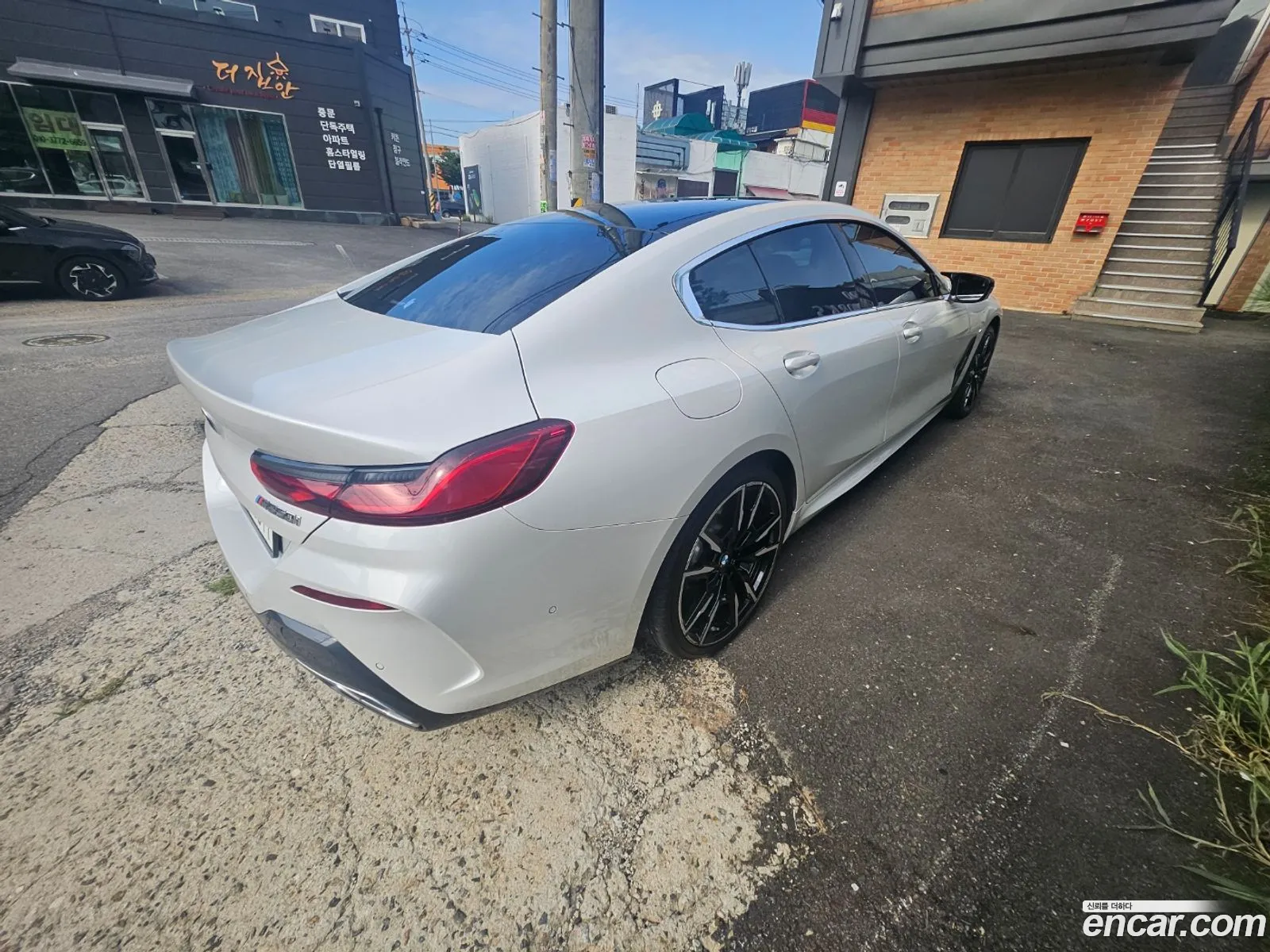 BMW 8 Series 2023 — 5