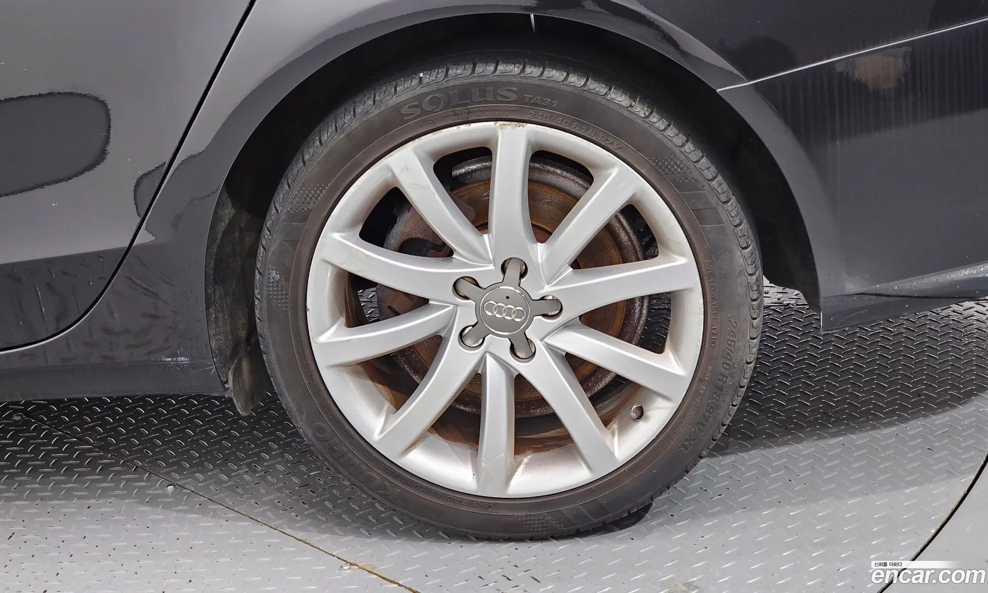 Audi A4 2012 WAUZZZ8K3DN023480 — 2